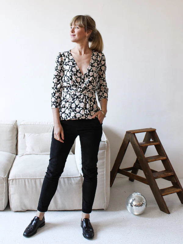 Robe/Blouse VALENTINA - Patron de couture pochette - JOLI LAB Patron de couture JOLI LAB | Gaspard et Léonie Tissus en ligne et Mercerie à Toulouse