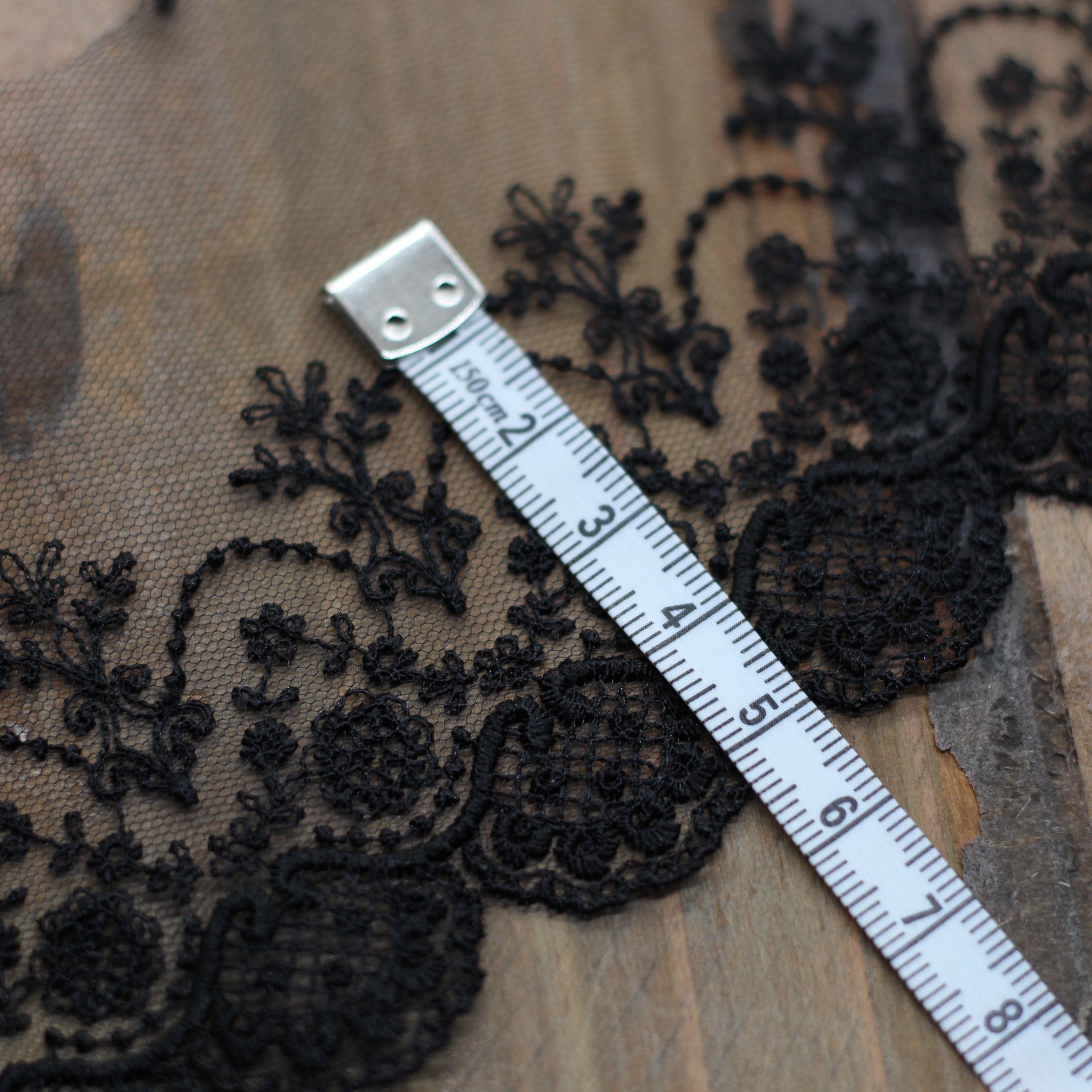 Ruban tulle dentelle/Broderie noir 95mm (vendu x10cm) Mercerie Sélection Gaspard & Léonie | Gaspard et Léonie Tissus Mercerie Toulouse