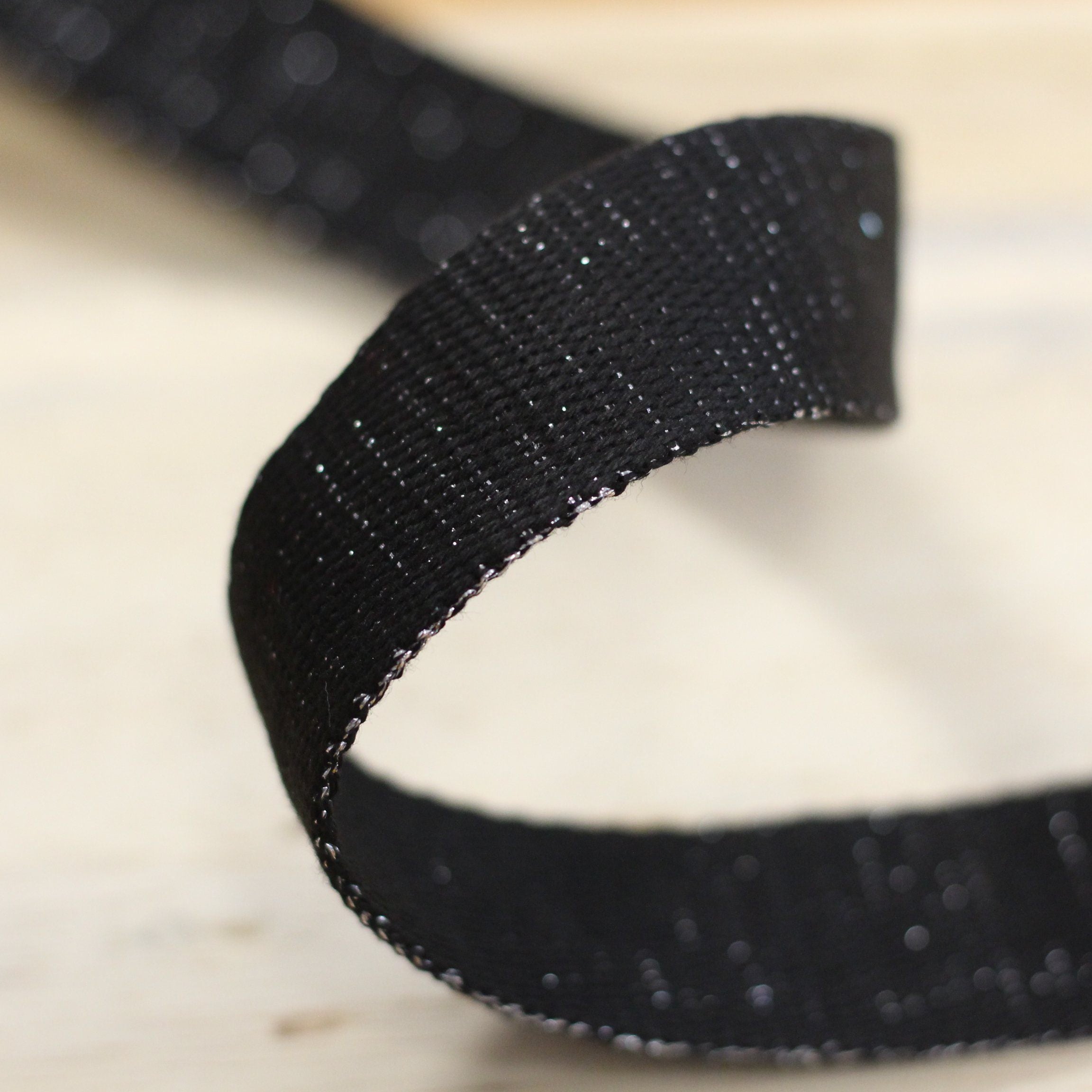 Sangle Métallisée Noir/Argent (Vendu x10cm) Mercerie Sélection Gaspard & Léonie | Gaspard et Léonie Tissus Mercerie Toulouse