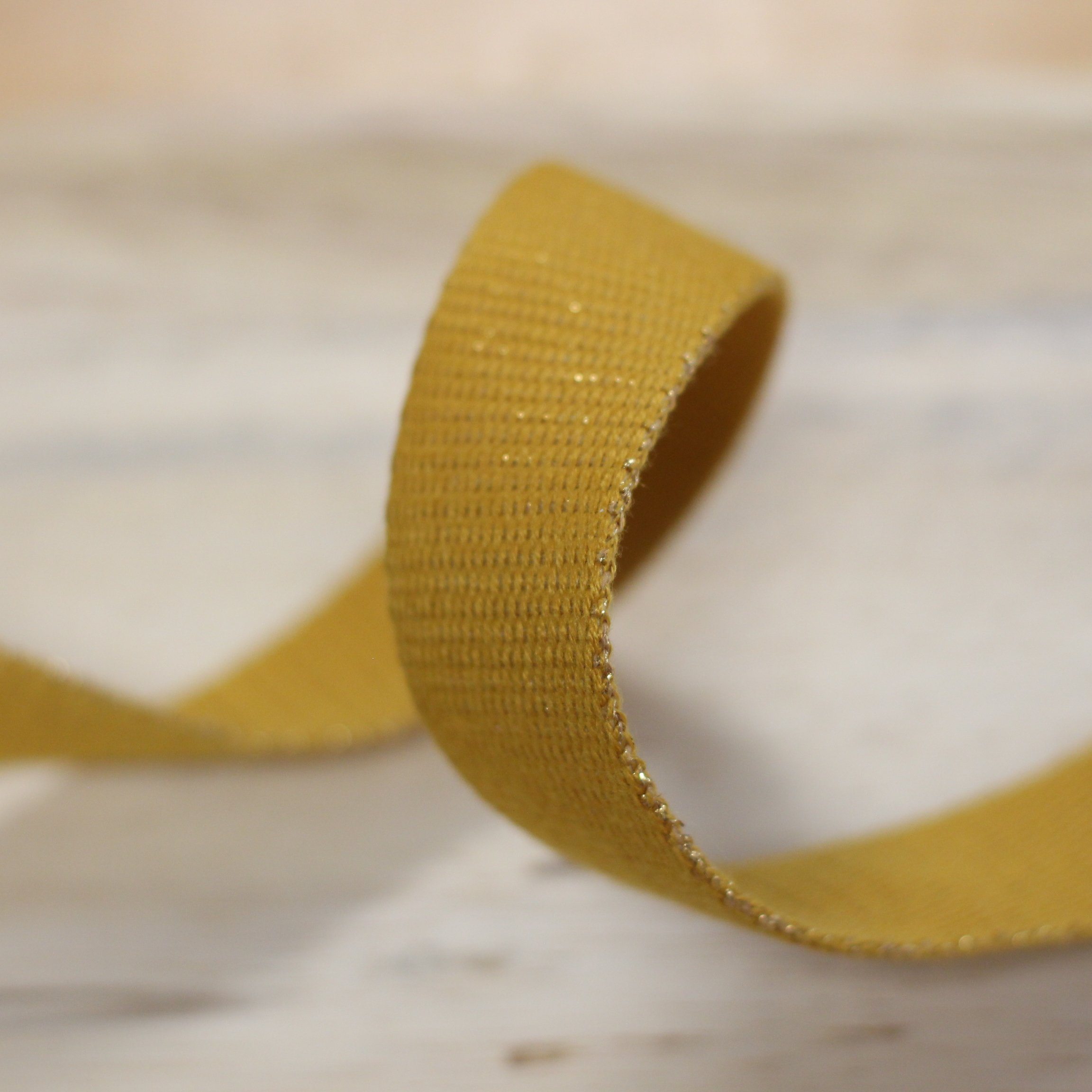 Sangle Métallisée Ocre/Or (Vendu x10cm) Mercerie Sélection Gaspard & Léonie | Gaspard et Léonie Tissus Mercerie Toulouse