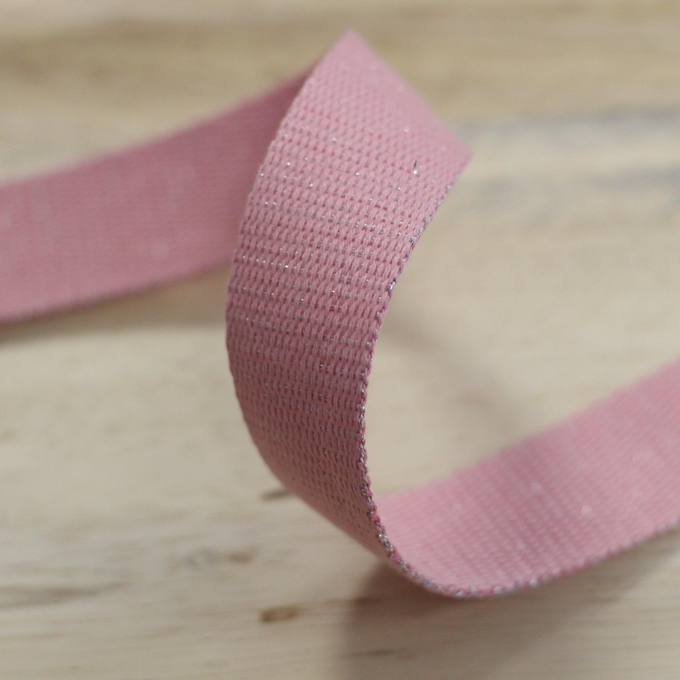 Sangle Métallisée Rose/Argent (Vendu x10cm) Mercerie Sélection Gaspard & Léonie | Gaspard et Léonie Tissus Mercerie Toulouse