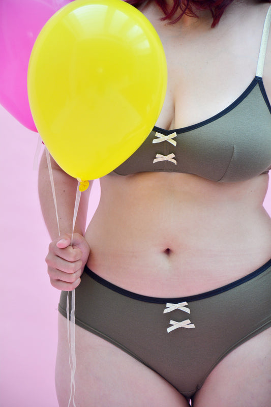 Shorty - LIMONCELLO - Patron de couture pochette FITIYOO Patron de couture Fitiyoo | Gaspard et Léonie Tissus en ligne et Mercerie à Toulouse