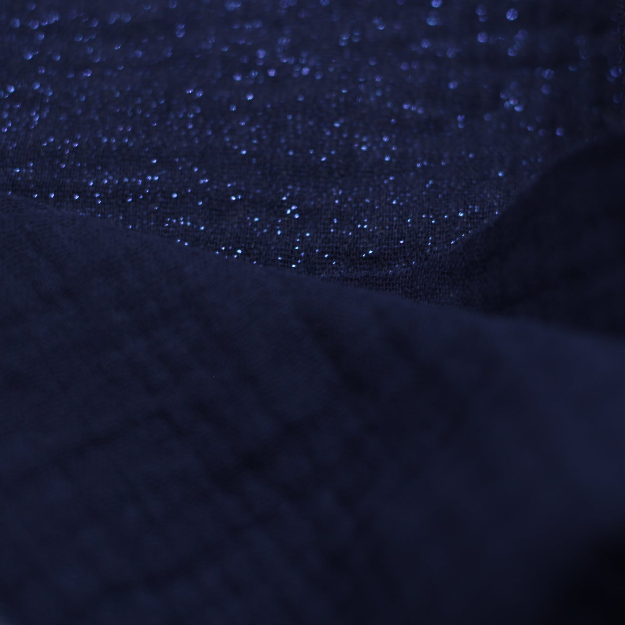 Tissu double gaze de coton - Bleu marine pailleté bleu (Vendu x10cm) Tissus Sélection Gaspard & Léonie | Gaspard et Léonie Tissus en ligne et Mercerie à Toulouse
