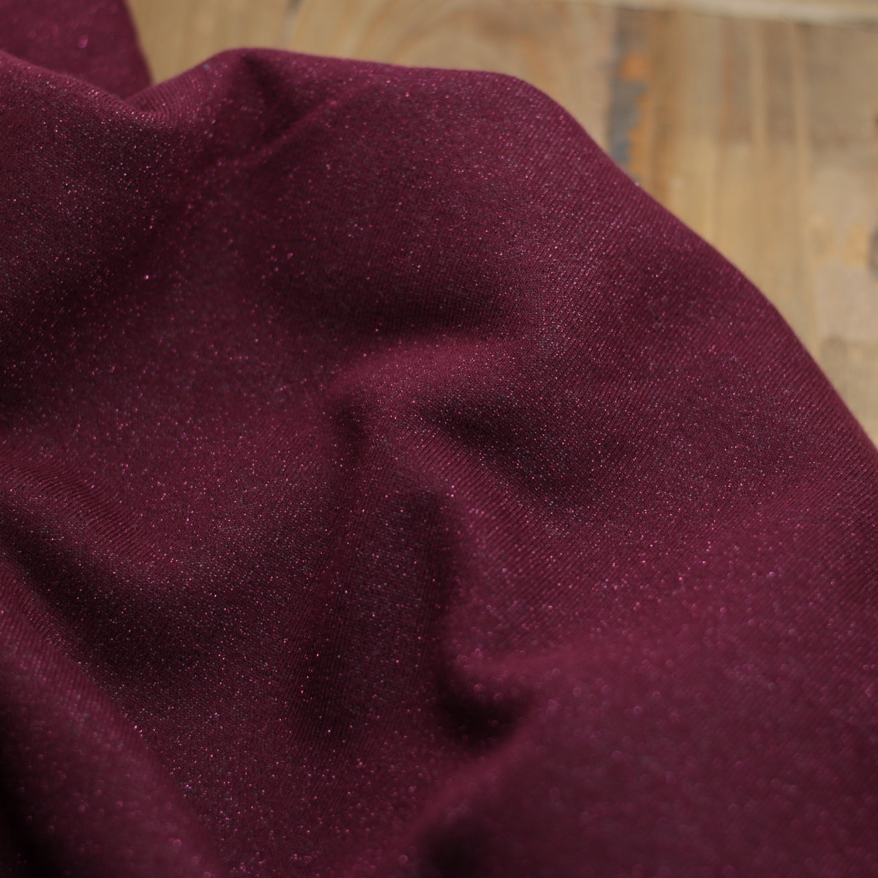 Tissu French Terry Glitter Bordeaux Lie de vin (Vendu x10cm) Tissus Sélection Gaspard & Léonie | Gaspard et Léonie Tissus en ligne et Mercerie à Toulouse