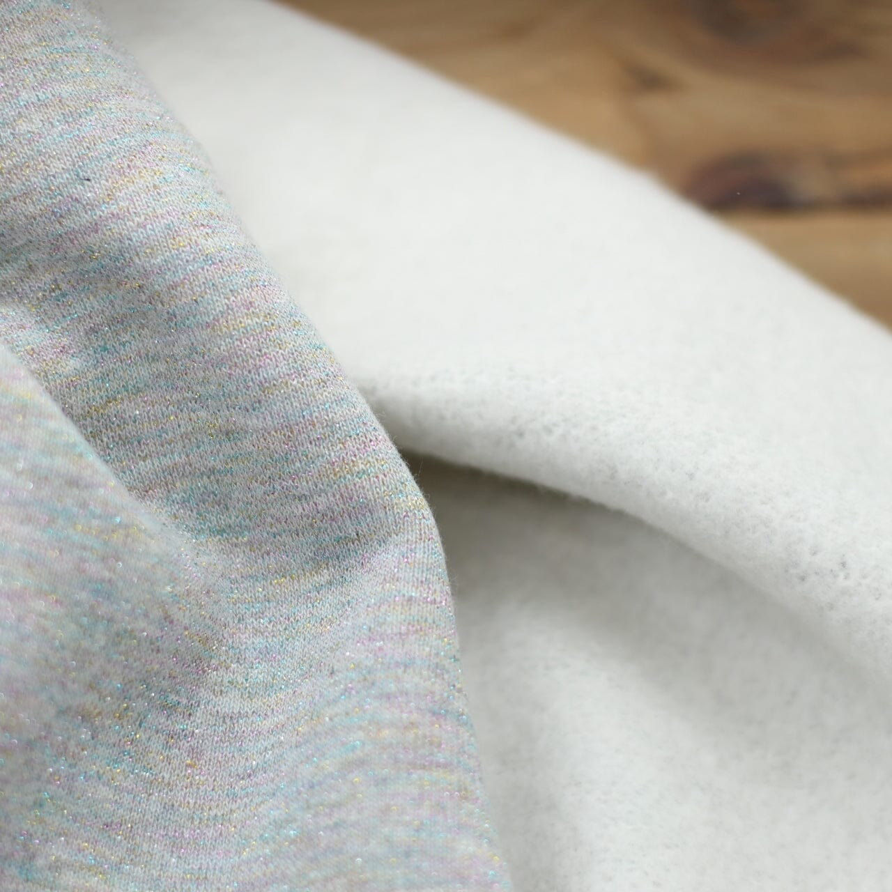 Tissu French Terry Glitter Gris chiné/Arc en ciel (Vendu x10cm) Tissus Sélection Gaspard & Léonie | Gaspard et Léonie Tissus en ligne et Mercerie à Toulouse