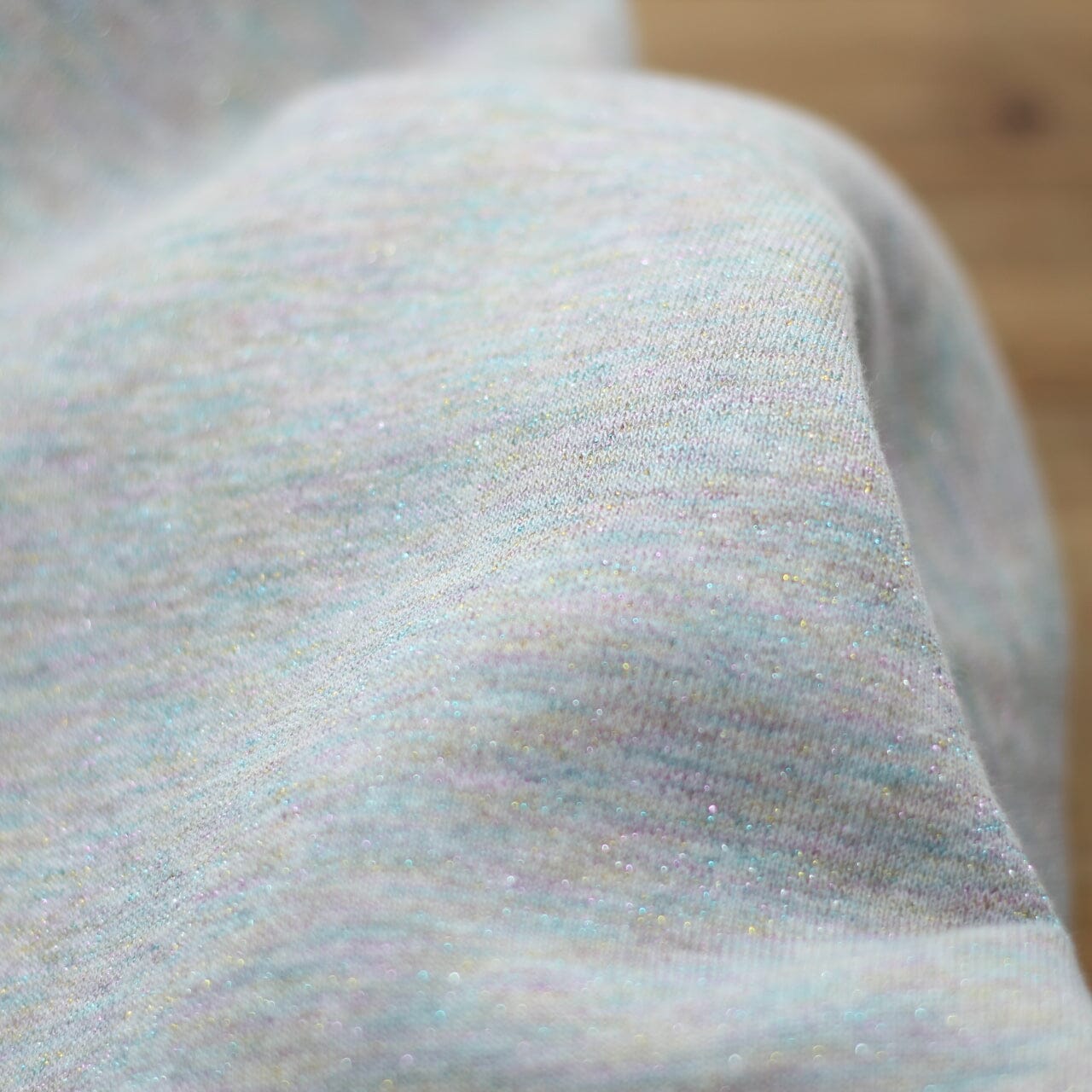 Tissu French Terry Glitter Gris chiné/Arc en ciel (Vendu x10cm) Tissus Sélection Gaspard & Léonie | Gaspard et Léonie Tissus en ligne et Mercerie à Toulouse