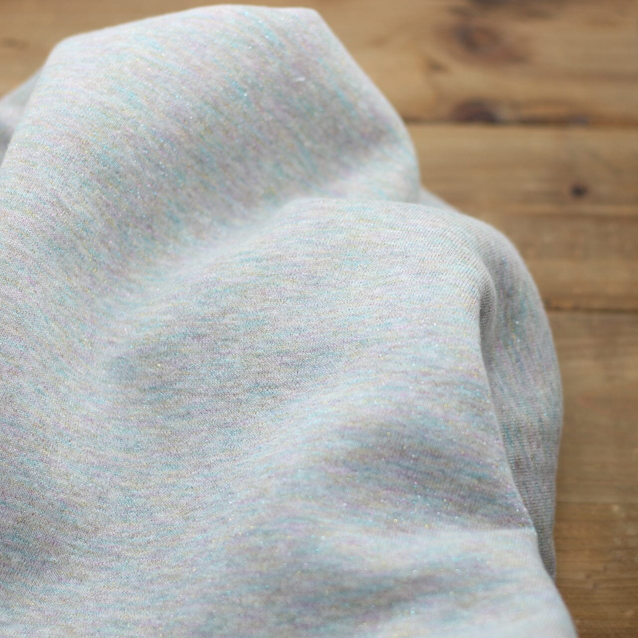 Tissu French Terry Glitter Gris chiné/Arc en ciel (Vendu x10cm) Tissus Sélection Gaspard & Léonie | Gaspard et Léonie Tissus en ligne et Mercerie à Toulouse