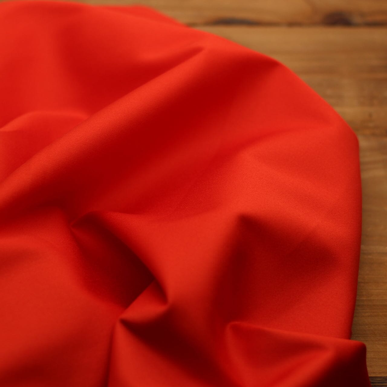 Tissu Gabardine de coton unie Stretch - Orange (Vendu par 10cm) Tissus Sélection Gaspard & Léonie | Gaspard et Léonie Tissus en ligne et Mercerie à Toulouse