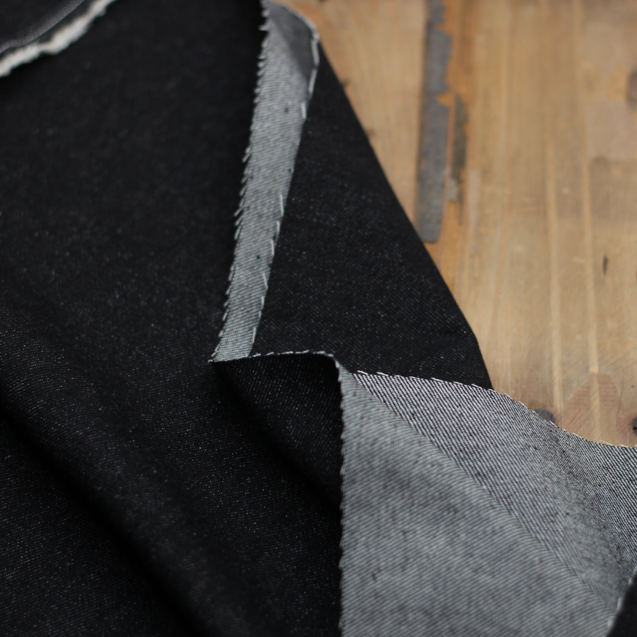 Tissu Jean - Noir (Vendu x10cm) Tissus Sélection Gaspard & Léonie | Gaspard et Léonie Tissus en ligne et Mercerie à Toulouse