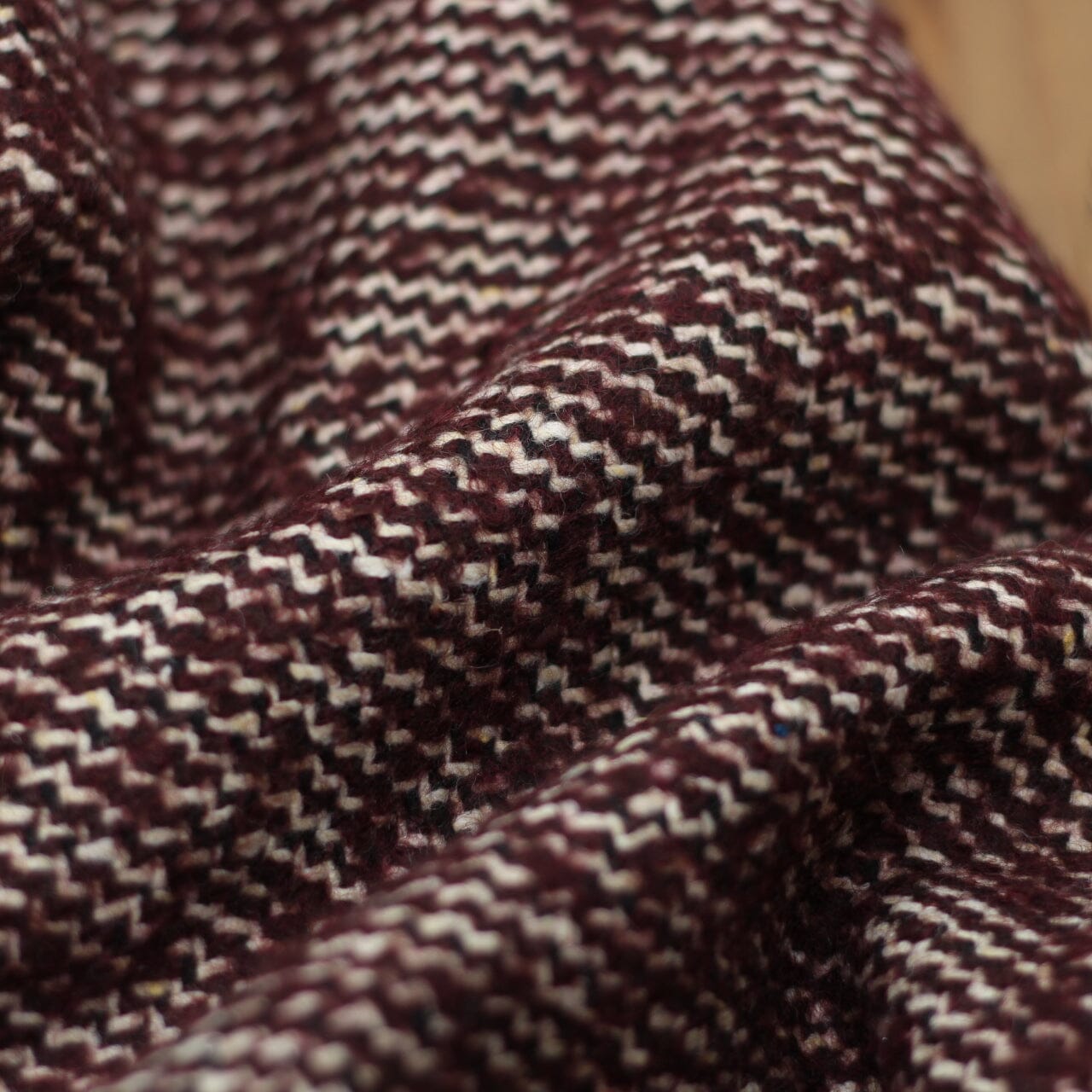 Tissu Laine Manteaux - Bordeaux foncé (Vendu x10cm) Tissus Sélection Gaspard & Léonie | Gaspard et Léonie Tissus en ligne et Mercerie à Toulouse