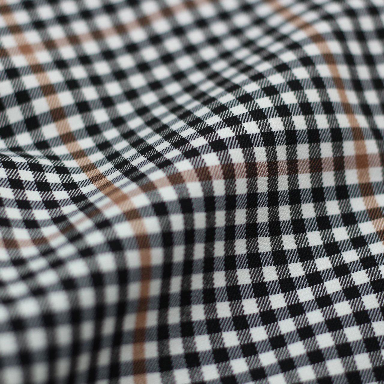Tissu TARTAN Stretch - Crème et Noir (Vendu x10cm) Tissus Sélection Gaspard & Léonie | Gaspard et Léonie Tissus Mercerie Toulouse