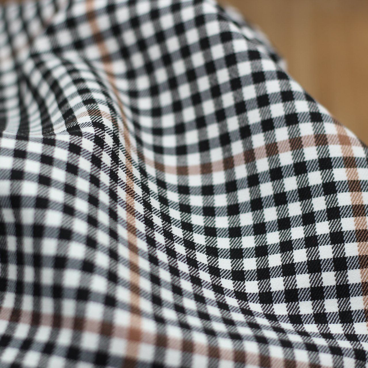 Tissu TARTAN Stretch - Crème et Noir (Vendu x10cm) Tissus Sélection Gaspard & Léonie | Gaspard et Léonie Tissus Mercerie Toulouse