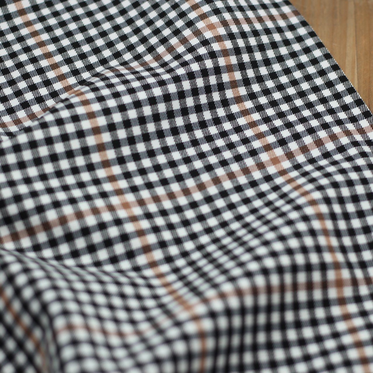 Tissu TARTAN Stretch - Crème et Noir (Vendu x10cm) Tissus Sélection Gaspard & Léonie | Gaspard et Léonie Tissus Mercerie Toulouse