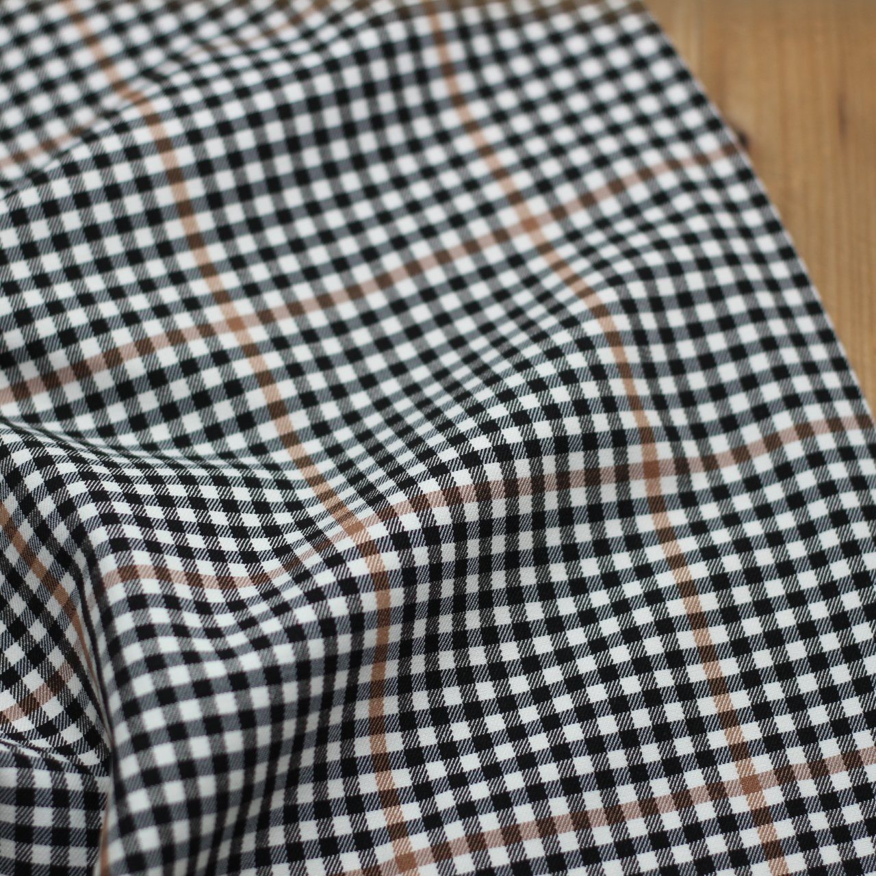 Tissu TARTAN Stretch - Crème et Noir (Vendu x10cm) Tissus Sélection Gaspard & Léonie | Gaspard et Léonie Tissus Mercerie Toulouse