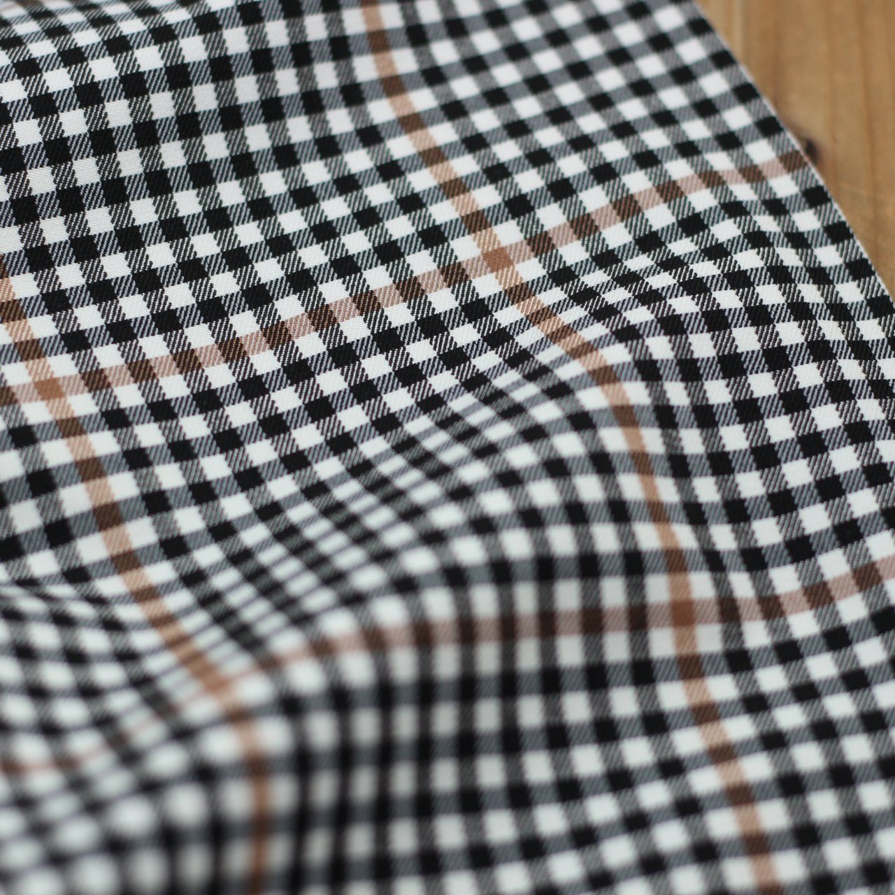 Tissu TARTAN Stretch - Crème et Noir (Vendu x10cm) Tissus Sélection Gaspard & Léonie | Gaspard et Léonie Tissus Mercerie Toulouse