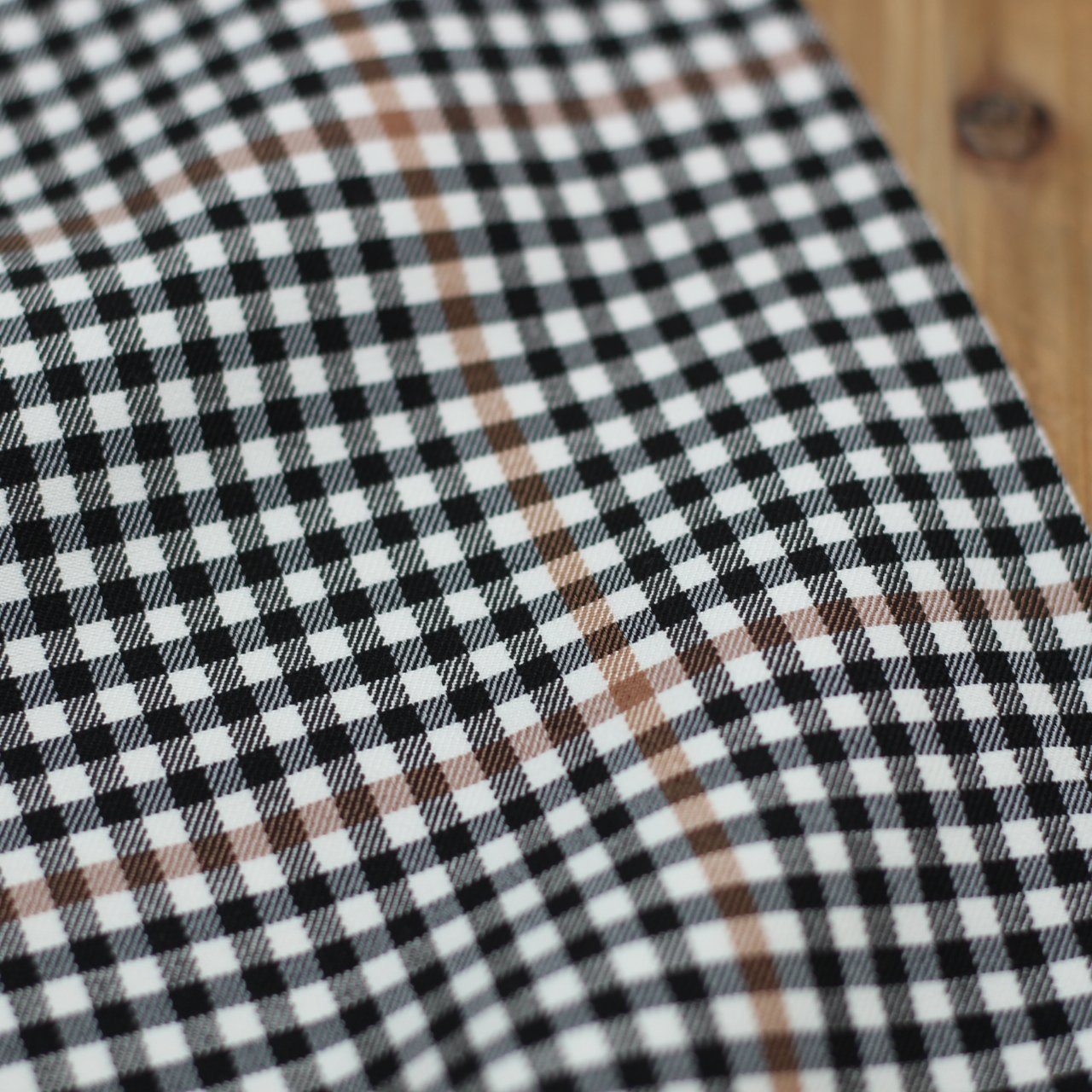 Tissu TARTAN Stretch - Crème et Noir (Vendu x10cm) Tissus Sélection Gaspard & Léonie | Gaspard et Léonie Tissus Mercerie Toulouse