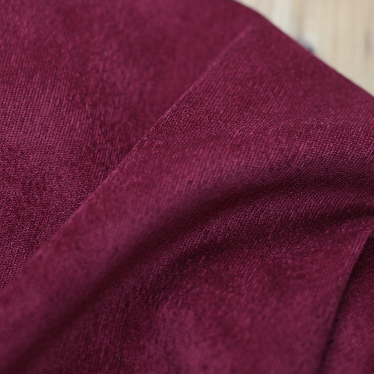 Tissu Velours milleraies Lie de Vin - Bordeaux (vendu x10cm) Tissus Sélection Gaspard & Léonie | Gaspard et Léonie Tissus en ligne et Mercerie à Toulouse