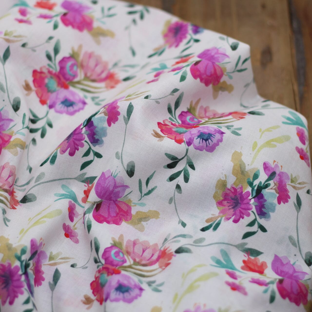 Tissu Voile de coton fleuri - CALLIOPEE - Blanc cassé (Vendu x10cm) Tissus Sélection Gaspard & Léonie | Gaspard et Léonie Tissus en ligne et Mercerie à Toulouse