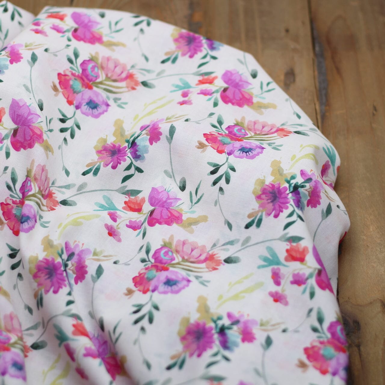 Tissu Voile de coton fleuri - CALLIOPEE - Blanc cassé (Vendu x10cm) Tissus Sélection Gaspard & Léonie | Gaspard et Léonie Tissus en ligne et Mercerie à Toulouse