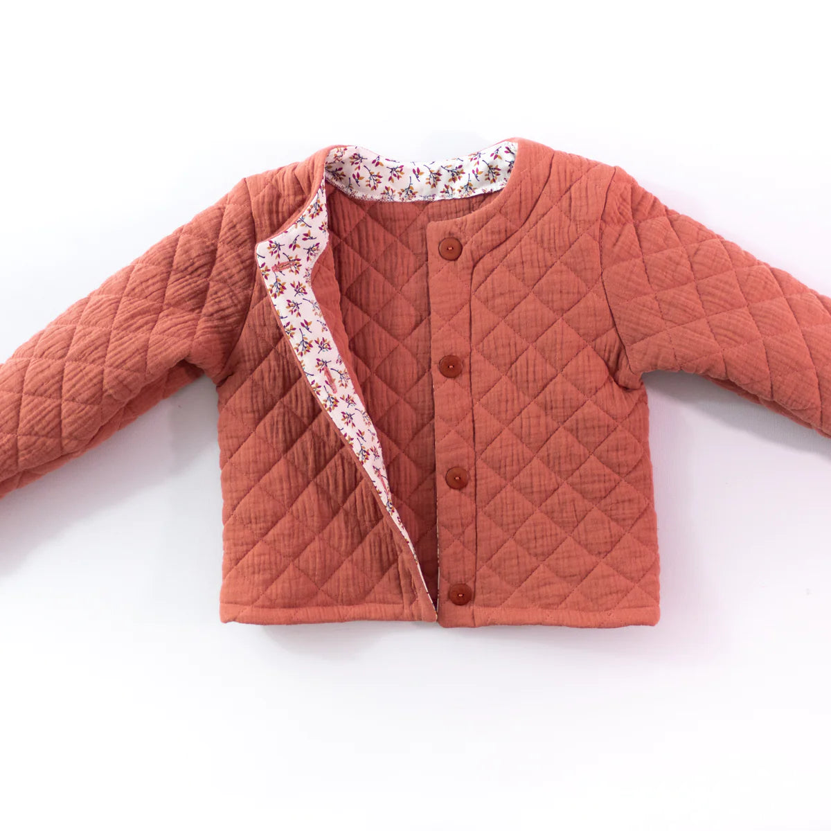 VIC Gilet patron de couture pochette - IKATEE Patron de couture Ikatee | Gaspard et Léonie Tissus en ligne et Mercerie à Toulouse