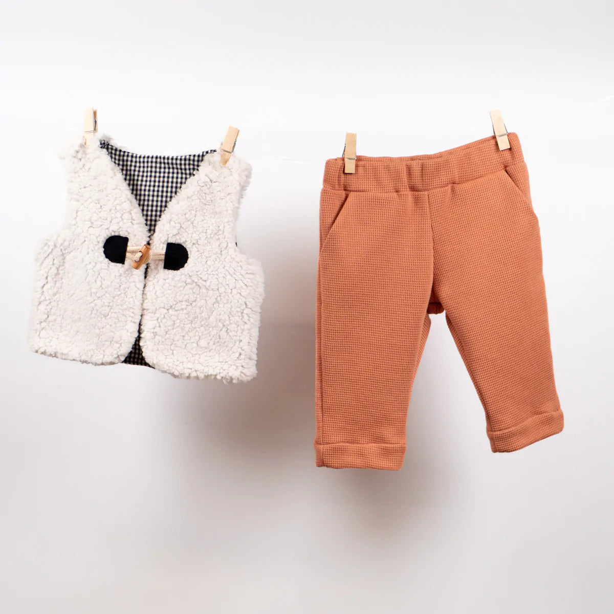 VIENNE Gilet sans manche mixte patron de couture pochette Patron de couture Ikatee | Gaspard et Léonie Tissus en ligne et Mercerie à Toulouse