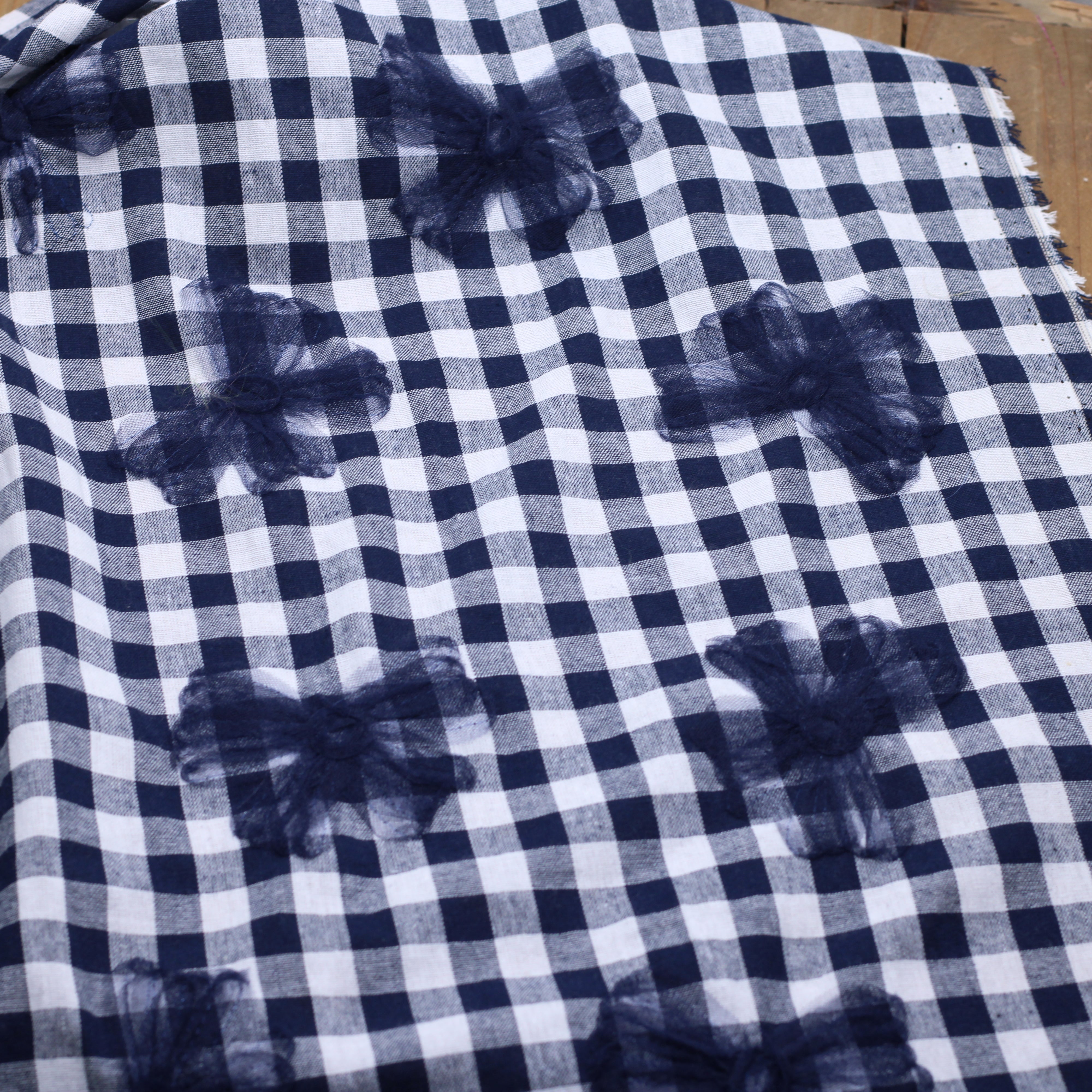 Tissu coton VICHY Noeuds tulle- Bleu marine (Vendu x10cm)