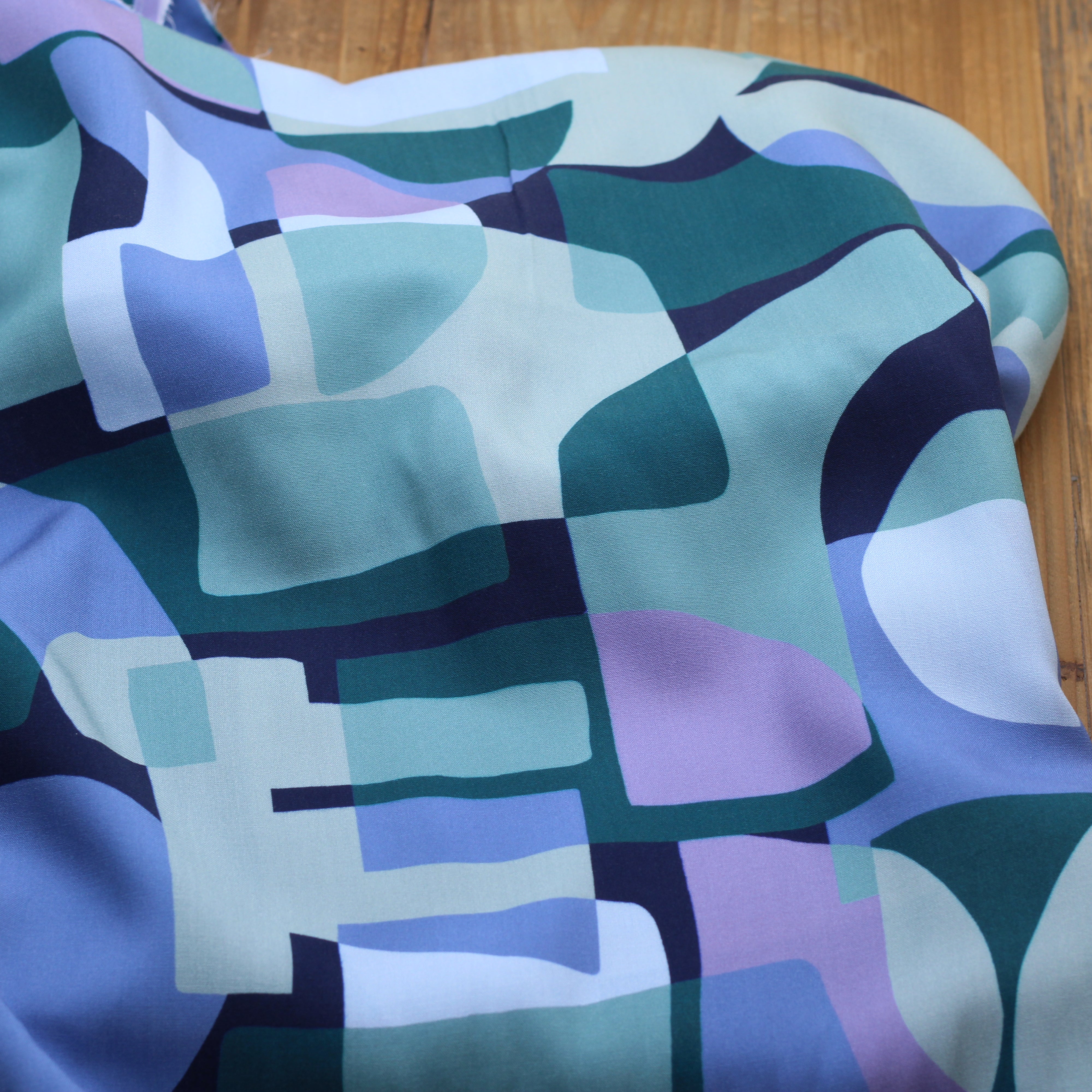 Tissu Viscose MODERN BLOCK - Vert (vendu x10cm)