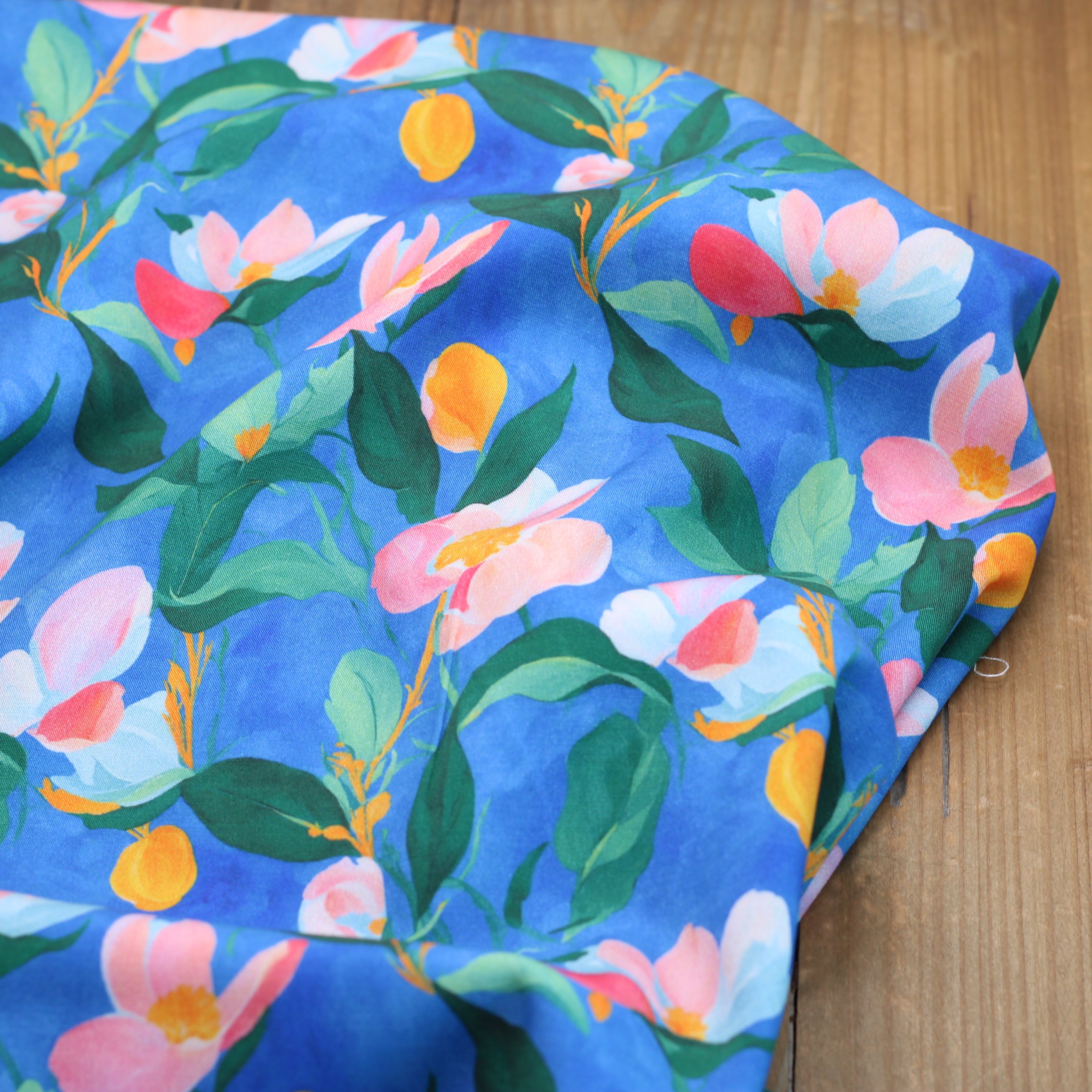 Tissu Viscose Stretch Fleuri - PAOLA - Bleu cobalt (Vendu x10cm)