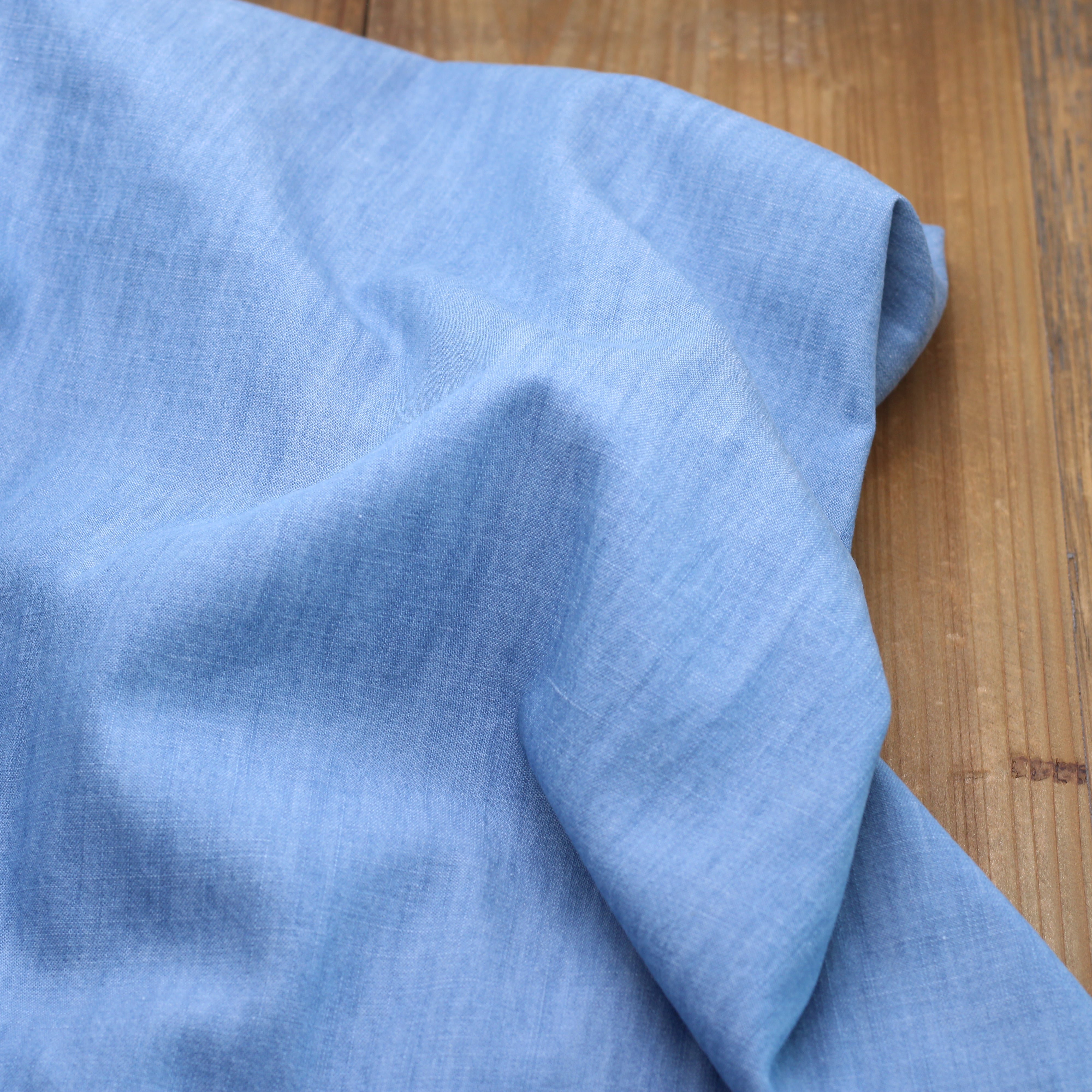 Tissu fine toile DENIM Slub -  Bleu clair (Vendu x10cm)