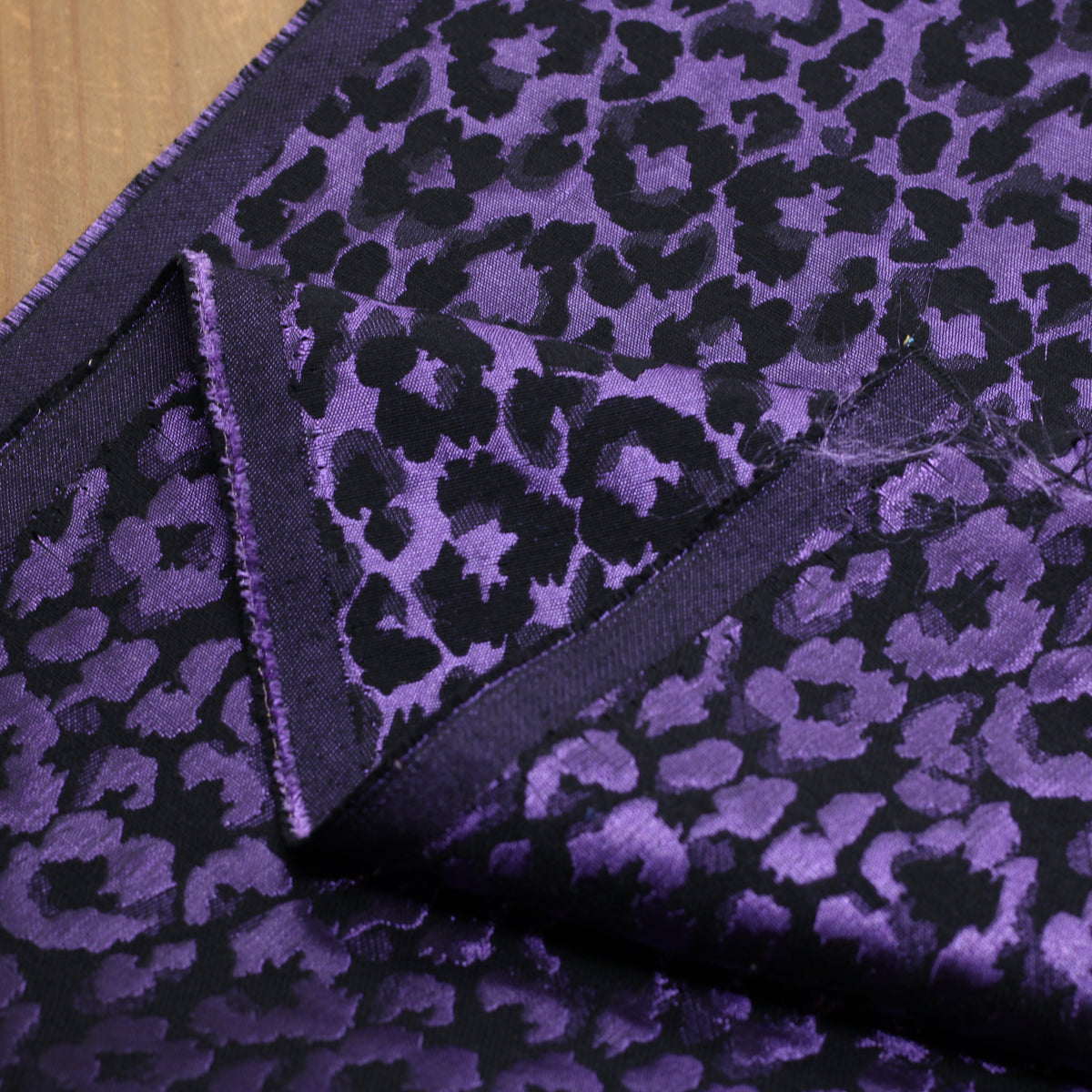 Jacquard Lurex Leopard Fabric - Copper Cream (Sold x10cm)