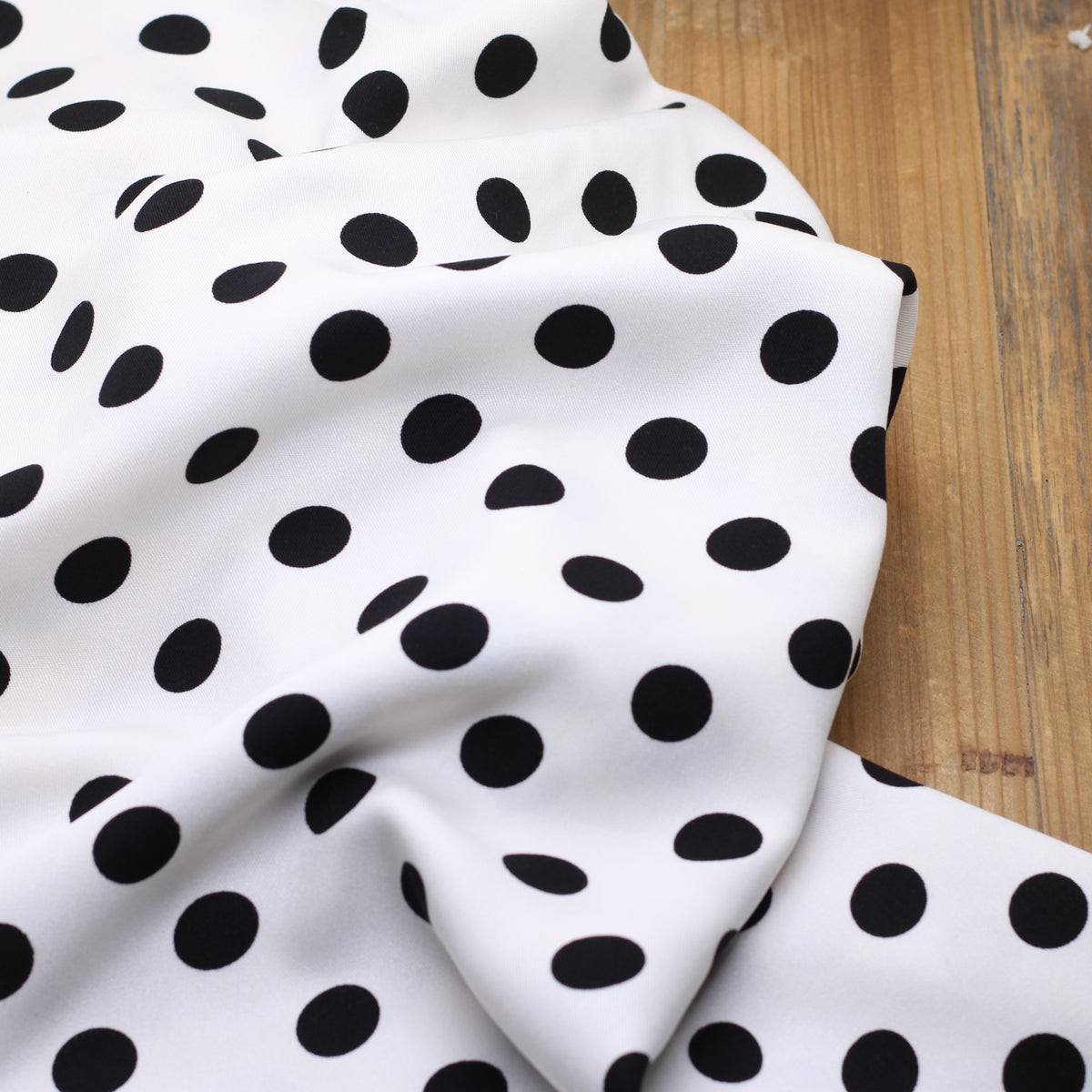 Viscose Poplin Fabric Dots -Navy/White (Sold x10cm)