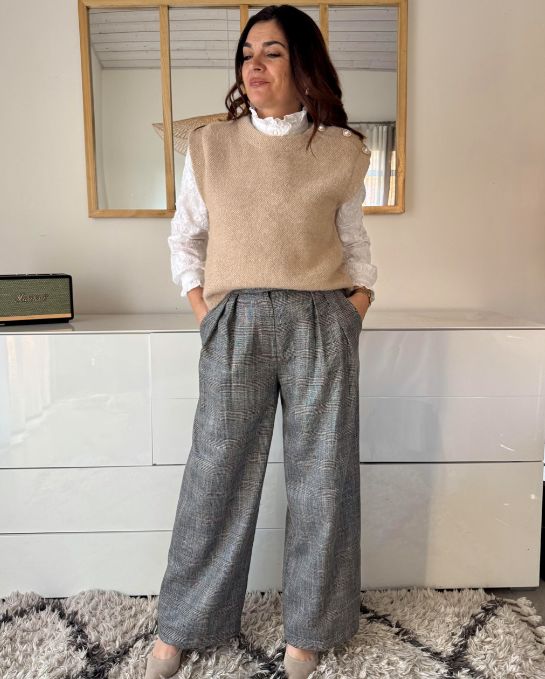 Pull NINO Patron de couture Pochette - CLEMATISSE PATTERN Patron de couture CLEMATISSE PATTERN | Gaspard et Léonie Tissus en ligne et Mercerie à Toulouse