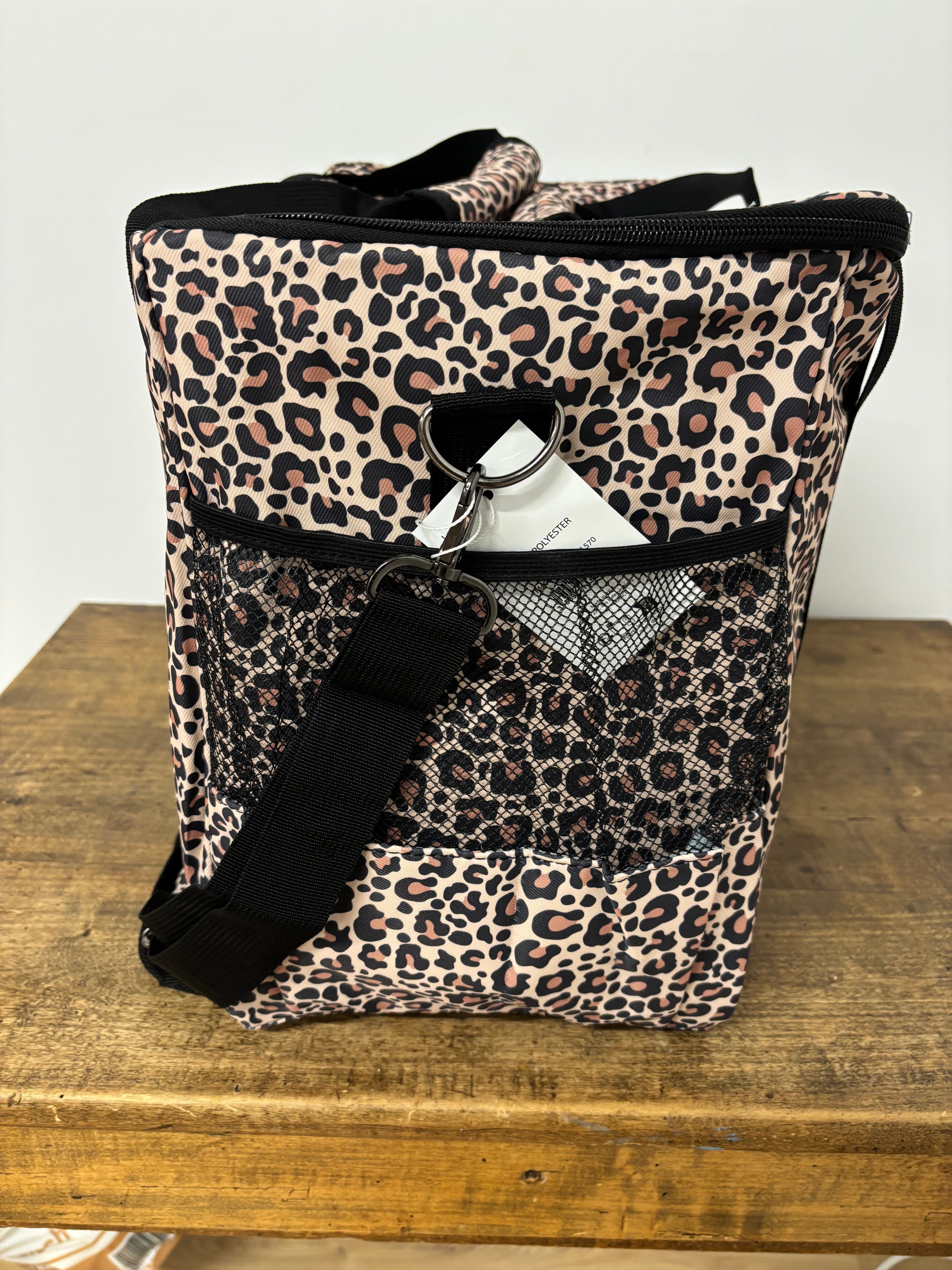 Sac de transport / rangement pour machine à coudre - LEOPARD Machine à coudre Sélection Gaspard et Léonie | Gaspard et Léonie Tissus en ligne et Mercerie à Toulouse
