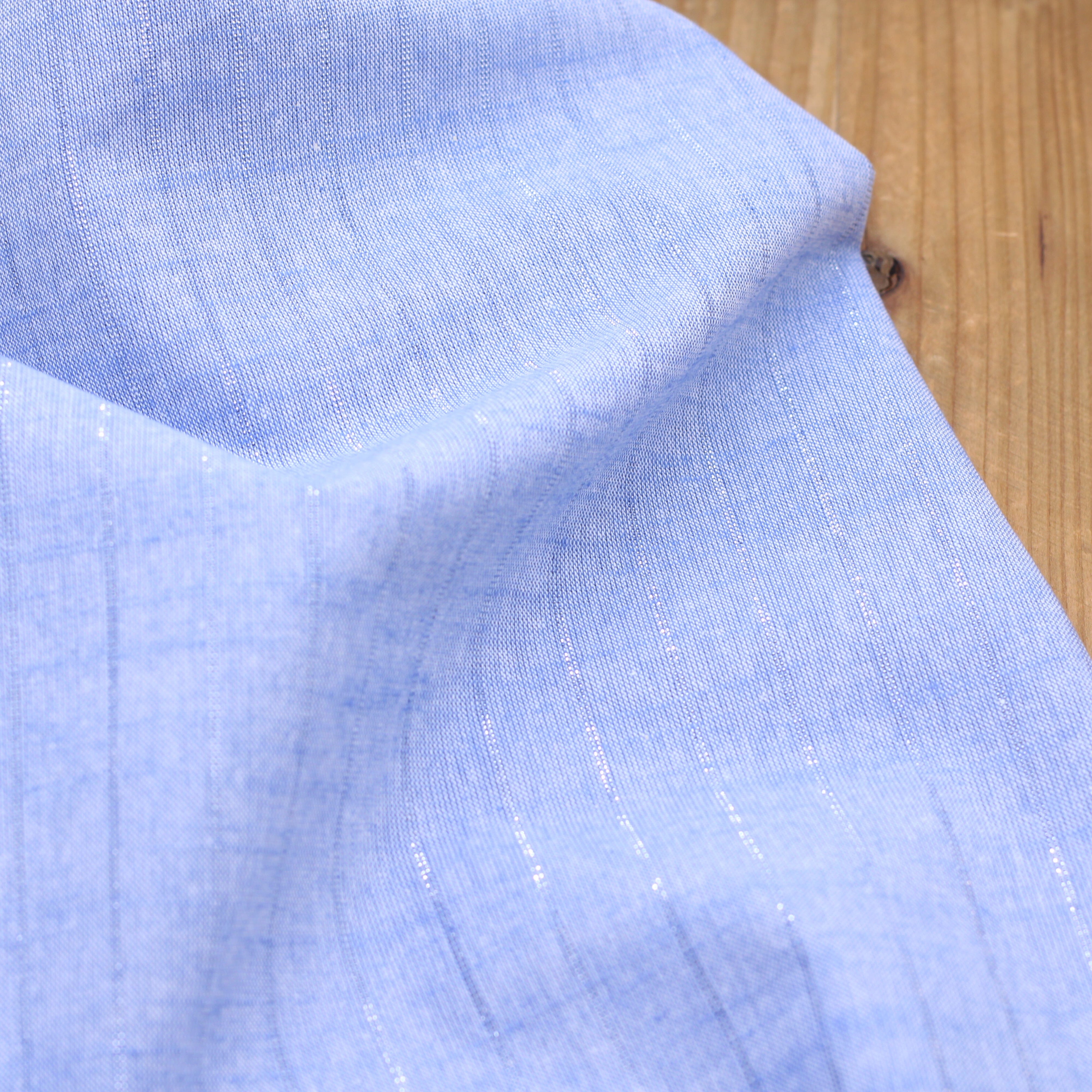 Tissu coton chambray rayé - Lurex Argent - Bleu (Vendu x10cm) Tissus Sélection Gaspard & Léonie | Gaspard et Léonie Tissus en ligne et Mercerie à Toulouse