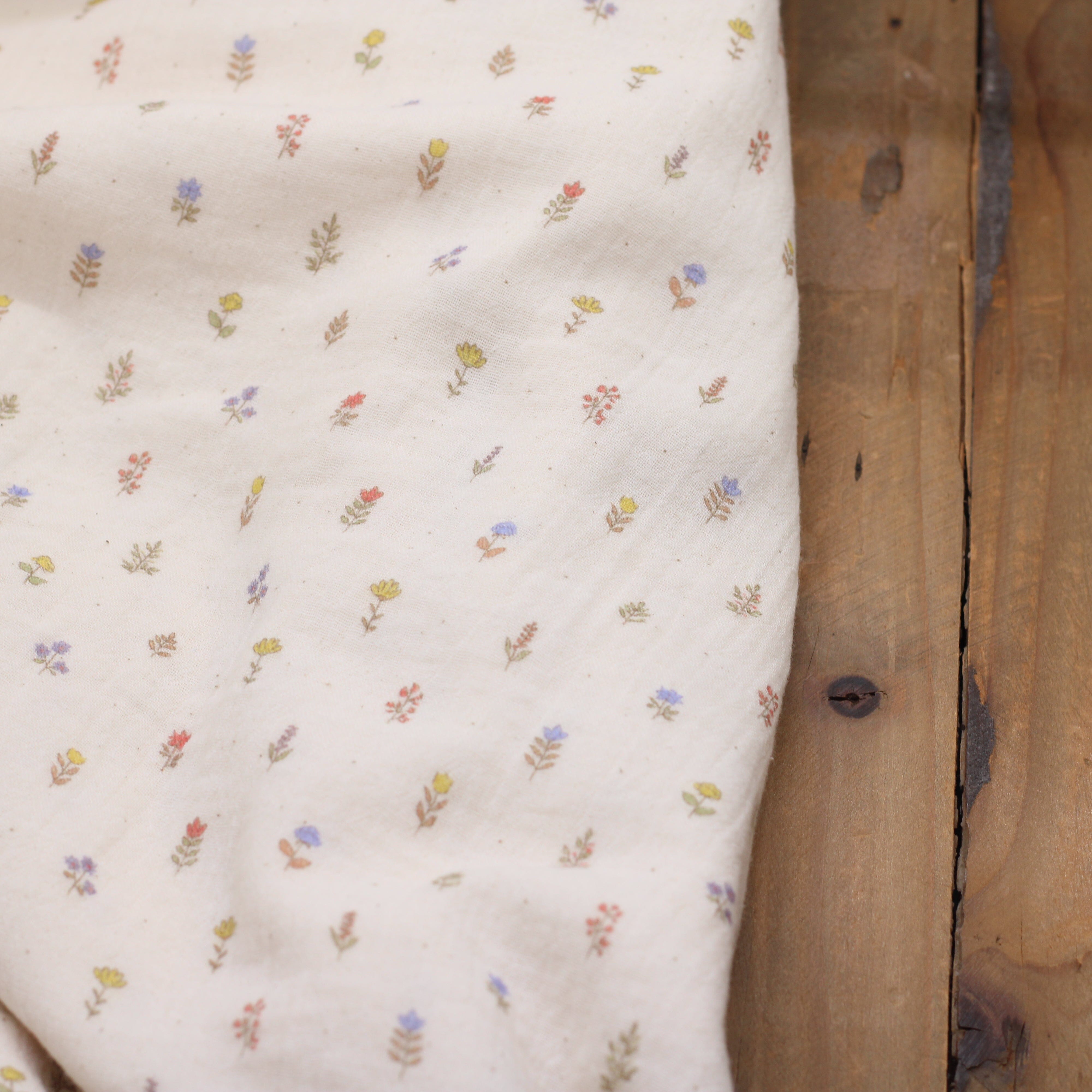 Tissu double Gaze de coton BIO - LUCIE - Ecru POPPY DESIGNED (Vendu x10cm) Tissus POPPY Designed For You | Gaspard et Léonie Tissus en ligne et Mercerie à Toulouse