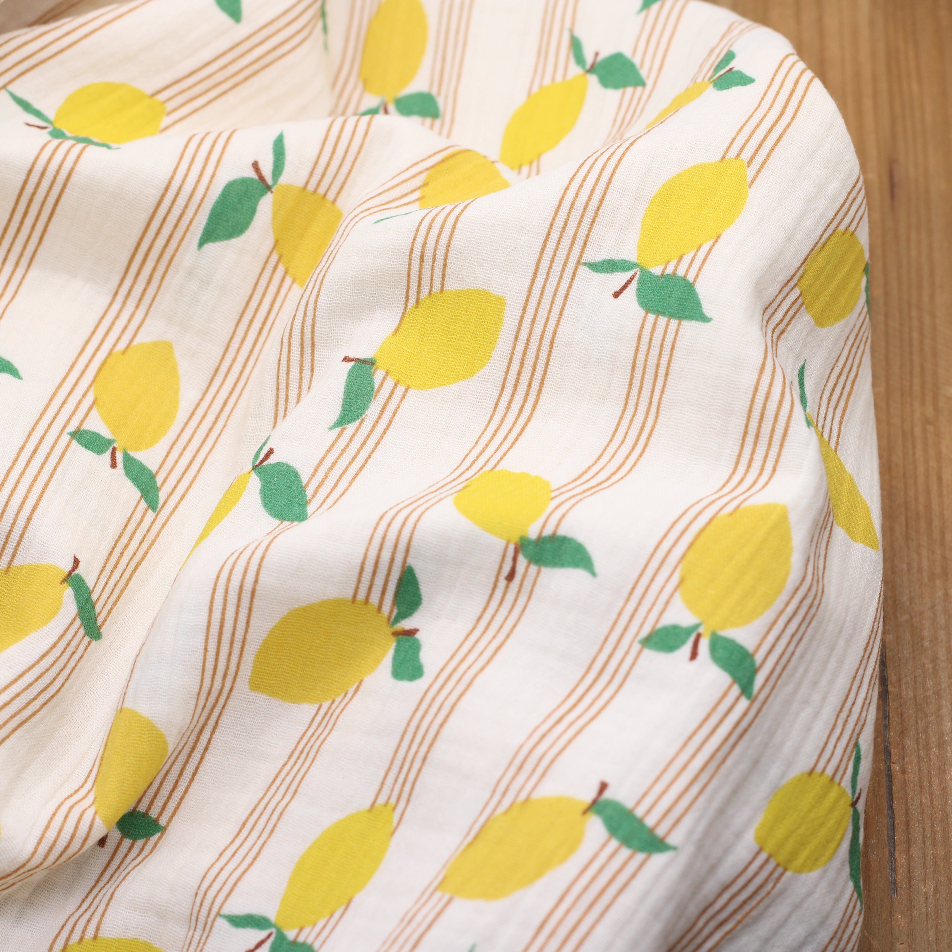 Tissu double Gaze de coton CITRONS - Lime - Ecru (Vendu x10cm) Tissus DOMOTEX | Gaspard et Léonie Tissus en ligne et Mercerie à Toulouse