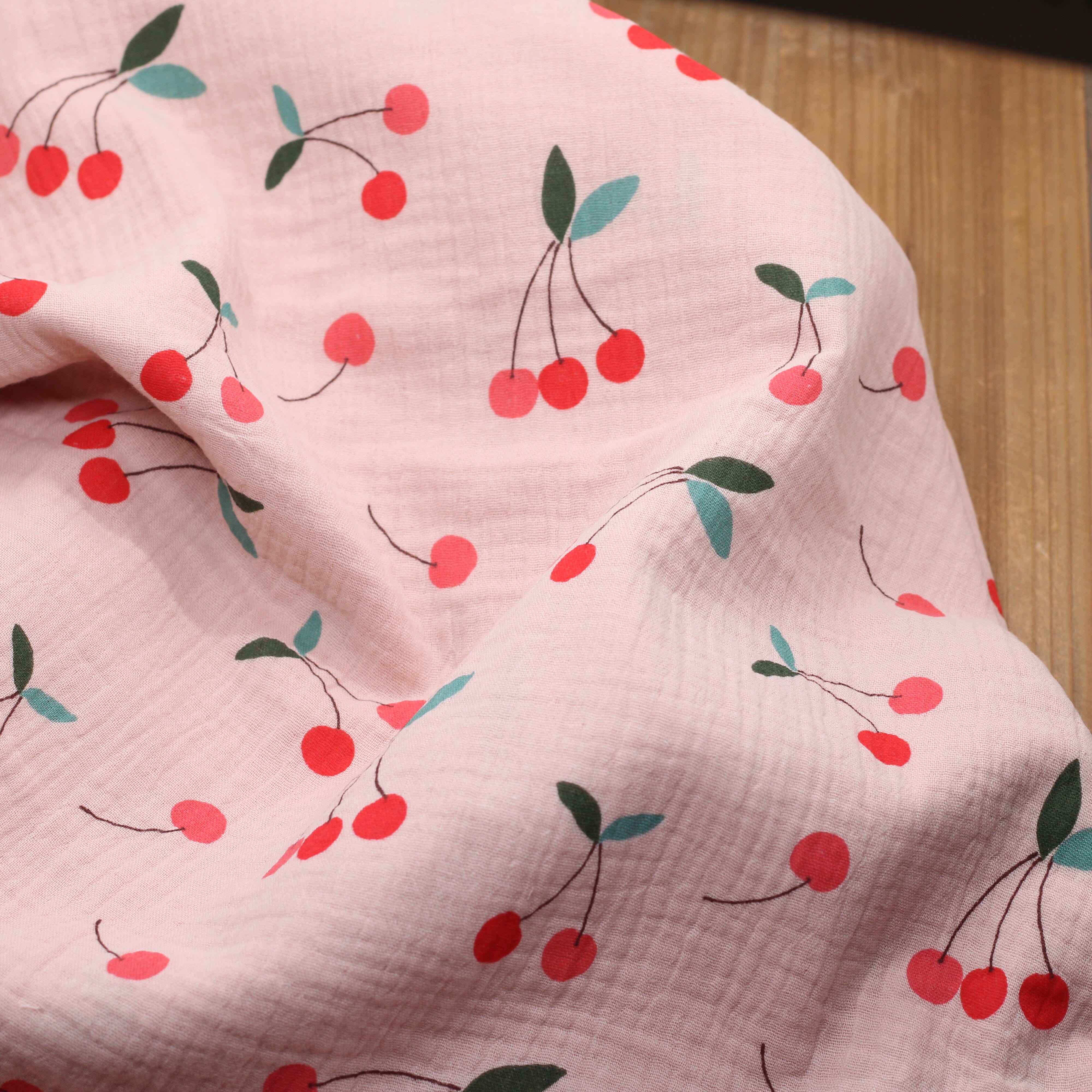 Tissu double Gaze de coton - CLAFOUTIS - Peche (Vendu x10cm) Tissus DOMOTEX | Gaspard et Léonie Tissus en ligne et Mercerie à Toulouse