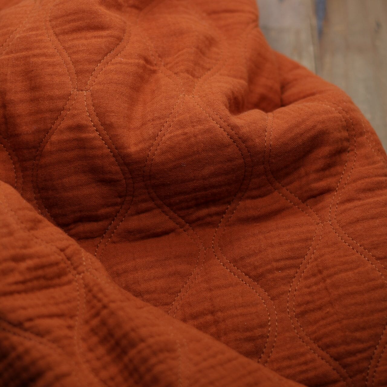 Tissu double Gaze de coton molletonnée Matelassée - Cuivré (Vendu x10cm) Tissus Sélection Gaspard & Léonie | Gaspard et Léonie Tissus en ligne et Mercerie à Toulouse