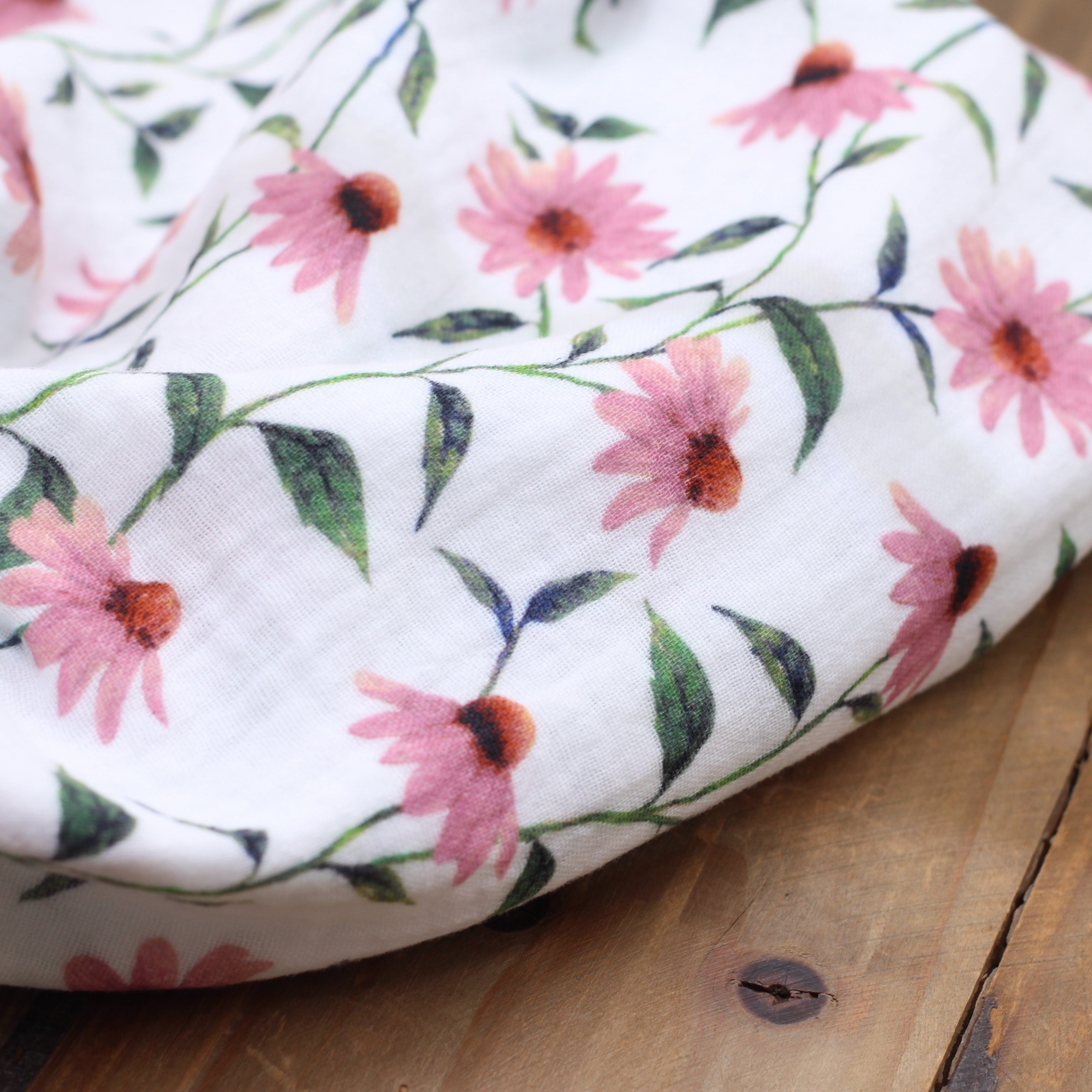 Tissu double Gaze de coton - PINK FLOWERS - Blanc POPPY DESIGNED (Vendu x10cm) Tissus POPPY Designed For You | Gaspard et Léonie Tissus en ligne et Mercerie à Toulouse