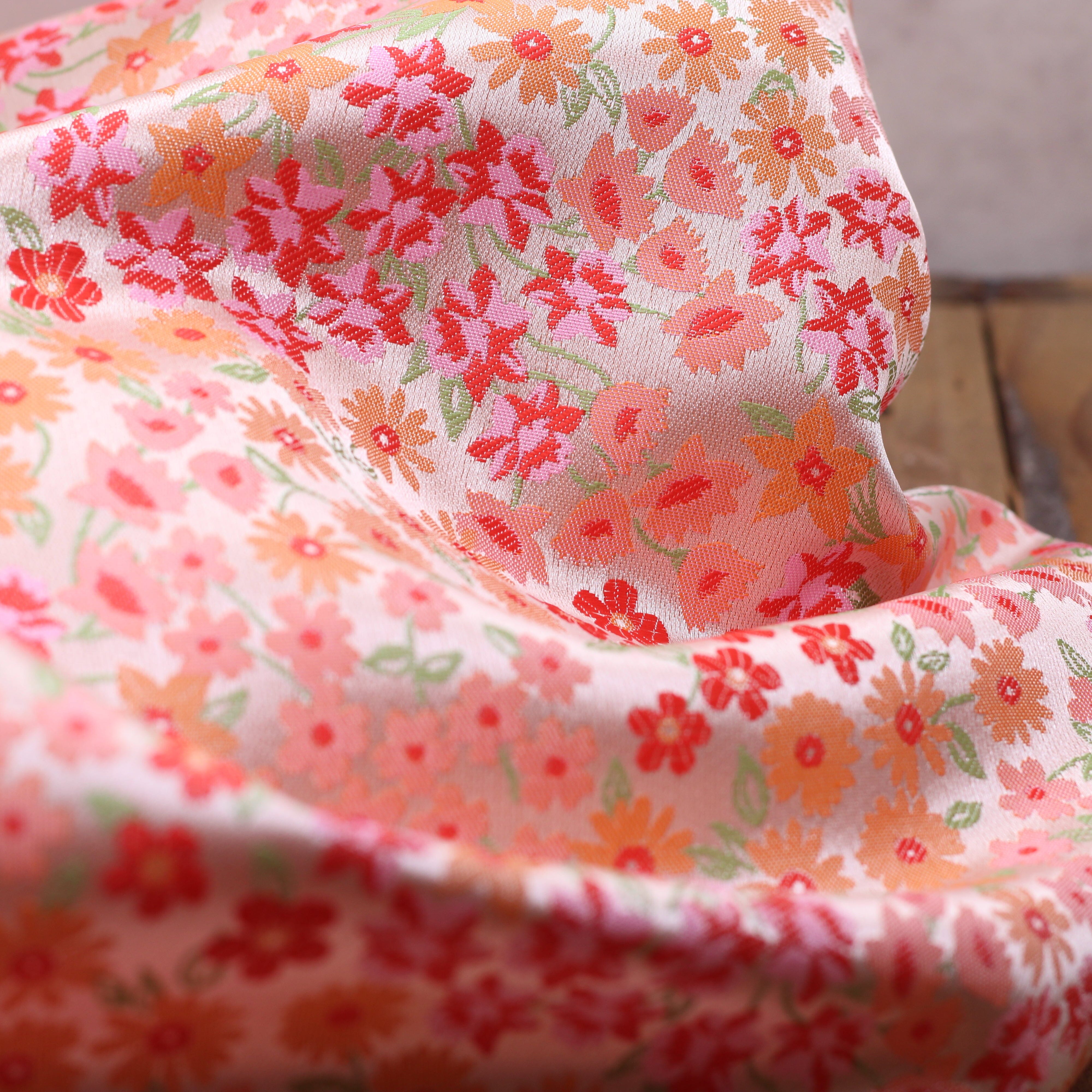 Tissu Jacquard Lurex FLEURI - Saumon (Vendu x10cm) Tissus Sélection Gaspard & Léonie | Gaspard et Léonie Tissus en ligne et Mercerie à Toulouse