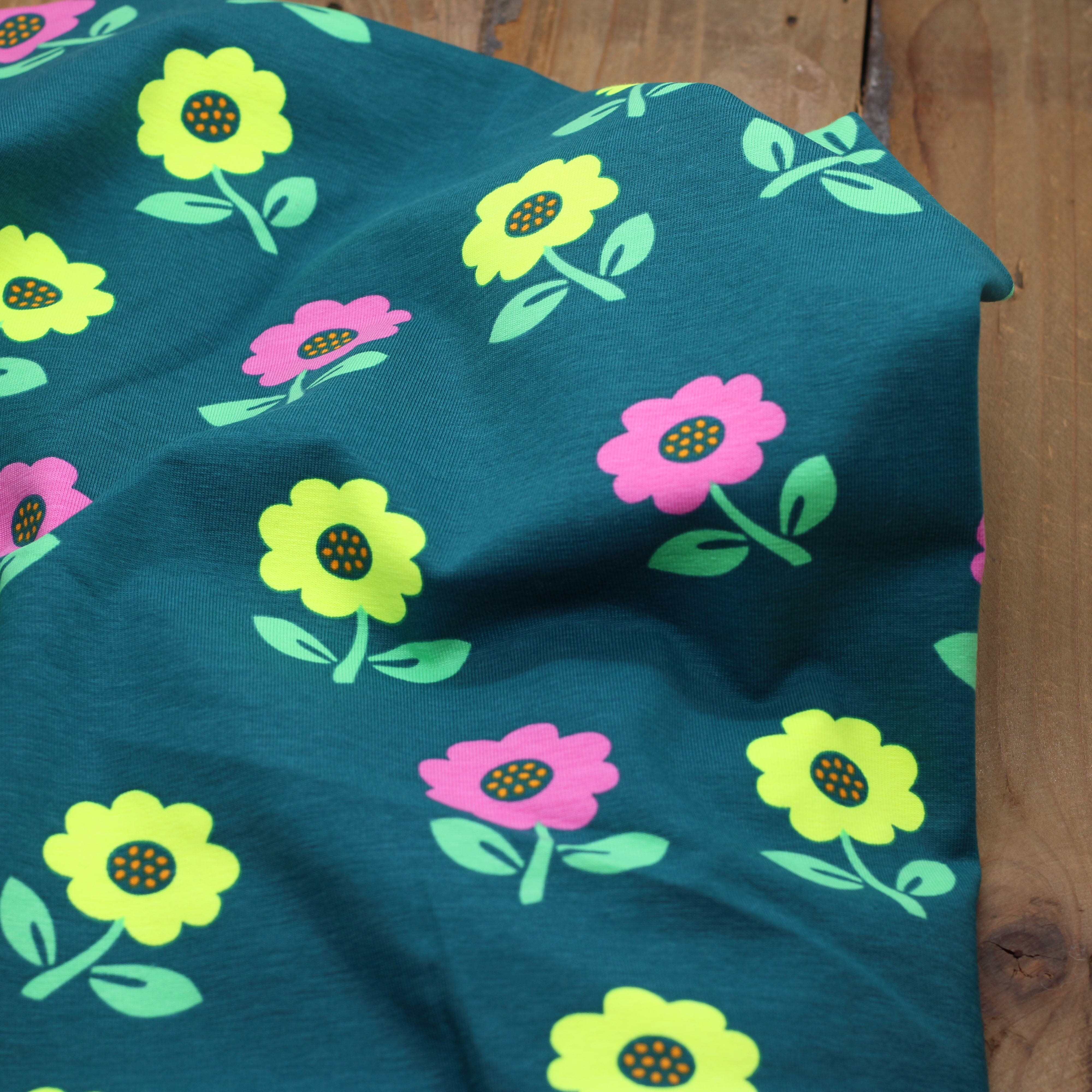 Tissu Jersey de coton - NEON FLOWERS - Vert - POPPY DESIGNED (Vendu x10cm) Tissus POPPY Designed For You | Gaspard et Léonie Tissus en ligne et Mercerie à Toulouse