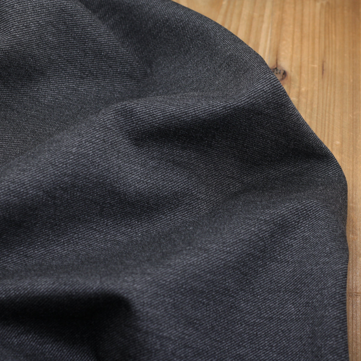 Tissu Jersey Milano Twill uni - Gris chiné (Vendu x10cm) Tissus L'atelier de Gaspard et Léonie | Gaspard et Léonie Tissus en ligne et Mercerie à Toulouse
