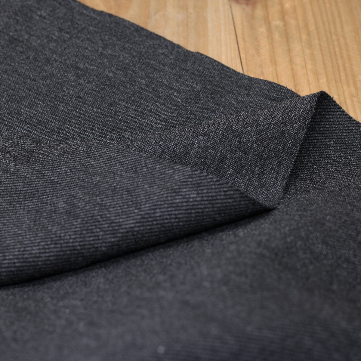 Tissu Jersey Milano Twill uni - Gris chiné (Vendu x10cm) Tissus L'atelier de Gaspard et Léonie | Gaspard et Léonie Tissus en ligne et Mercerie à Toulouse