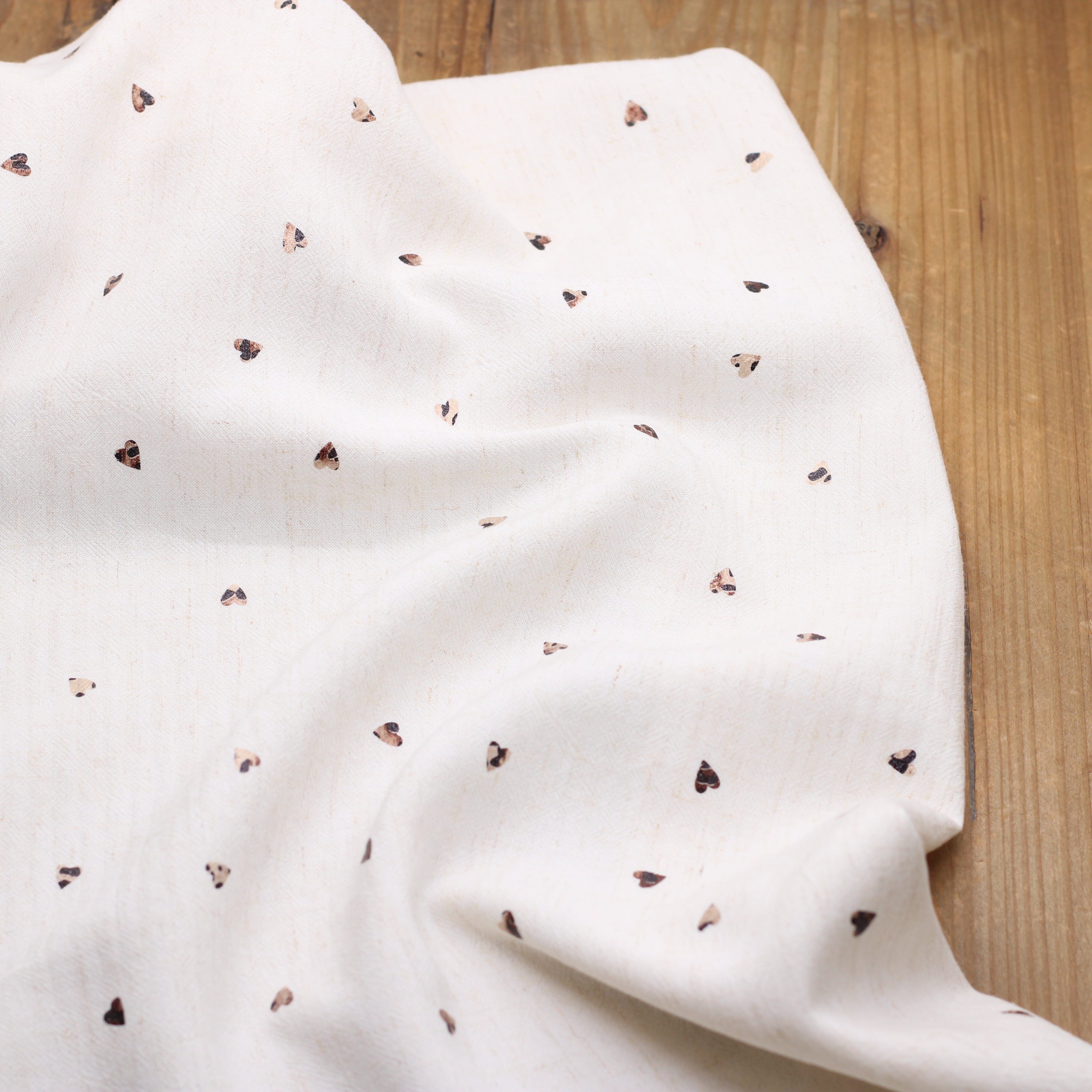 Tissu Lin Viscose - COEURS LEOPARD - Foil Ficelle (Vendu x10cm) Tissus Sélection Gaspard & Léonie | Gaspard et Léonie Tissus en ligne et Mercerie à Toulouse