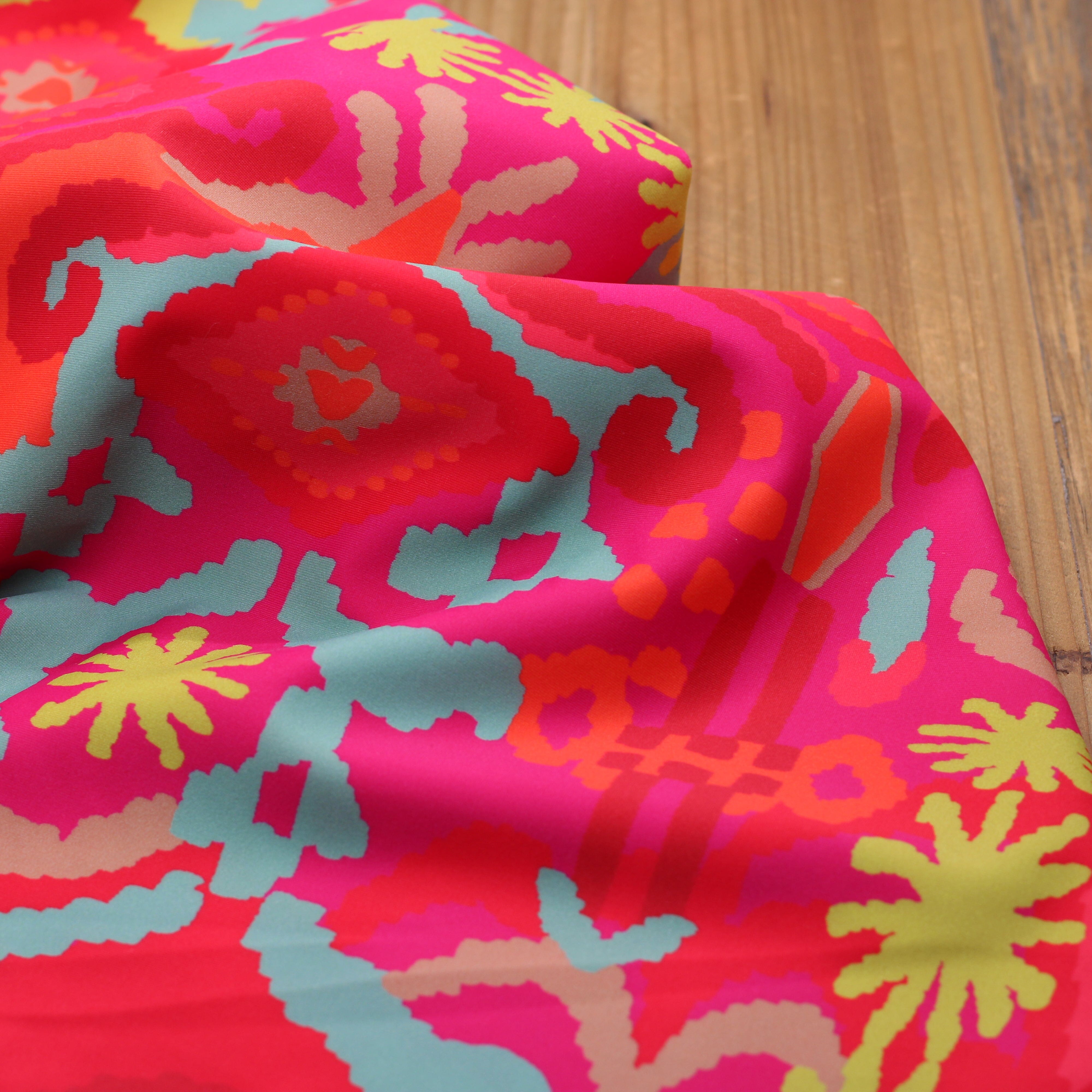 Tissu Lycra Maillot de Bain Imprimé - MAYA - Rose fuschia (vendu x10cm) Tissus KATIA | Gaspard et Léonie Tissus en ligne et Mercerie à Toulouse