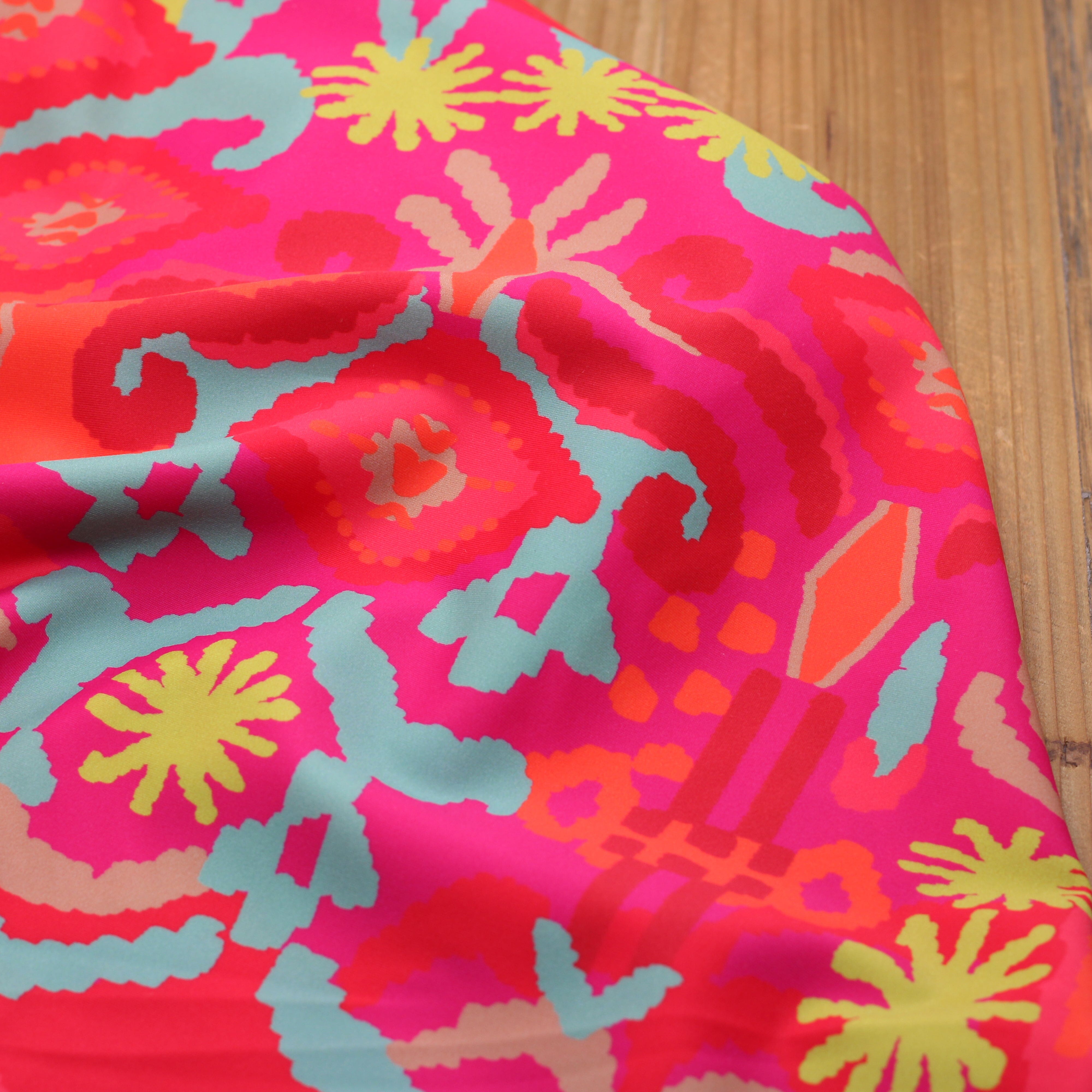 Tissu Lycra Maillot de Bain Imprimé - MAYA - Rose fuschia (vendu x10cm) Tissus KATIA | Gaspard et Léonie Tissus en ligne et Mercerie à Toulouse
