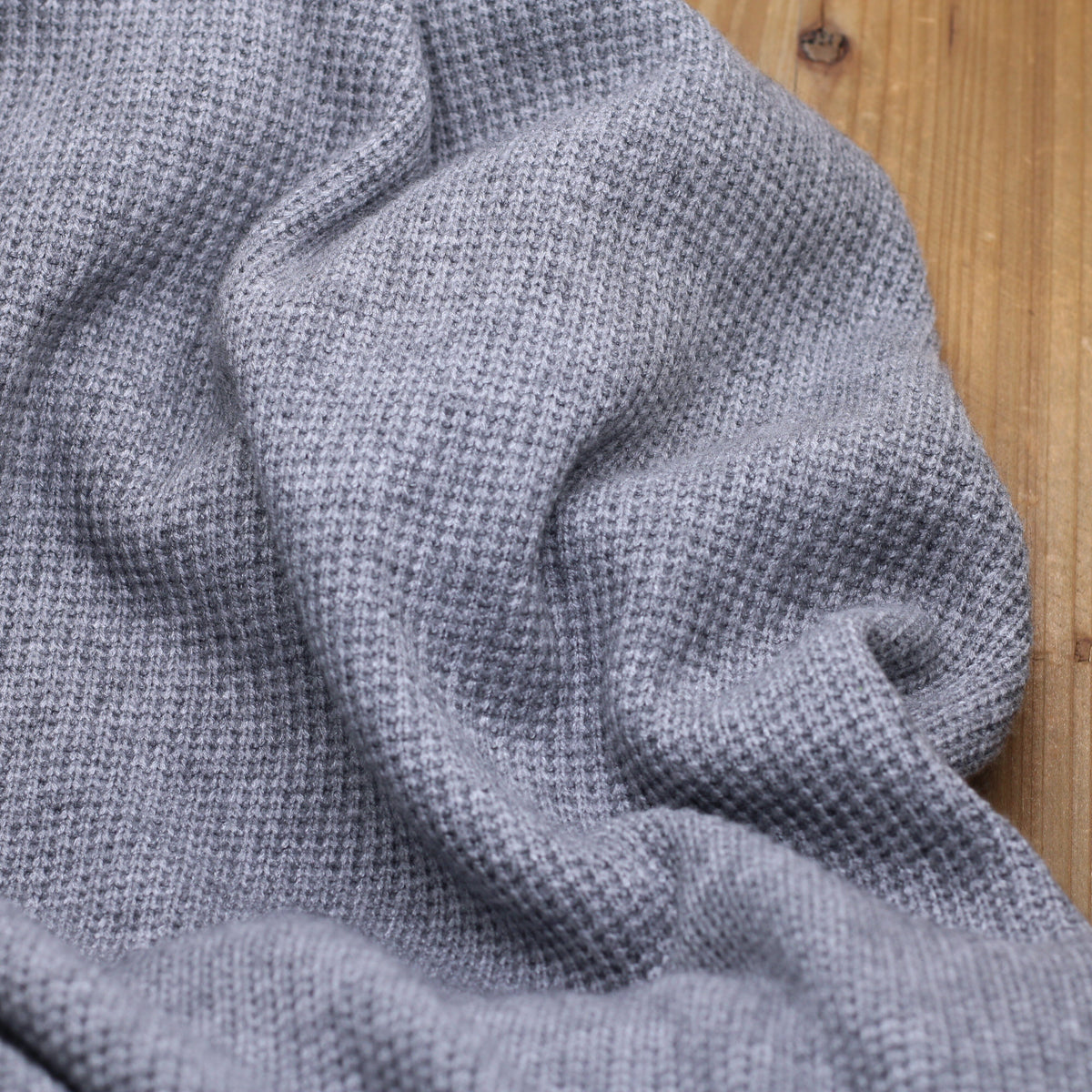 Tissu mailles Viscose Tricot NORVY - Gris Tissus Sélection Gaspard & Léonie | Gaspard et Léonie Tissus en ligne et Mercerie à Toulouse