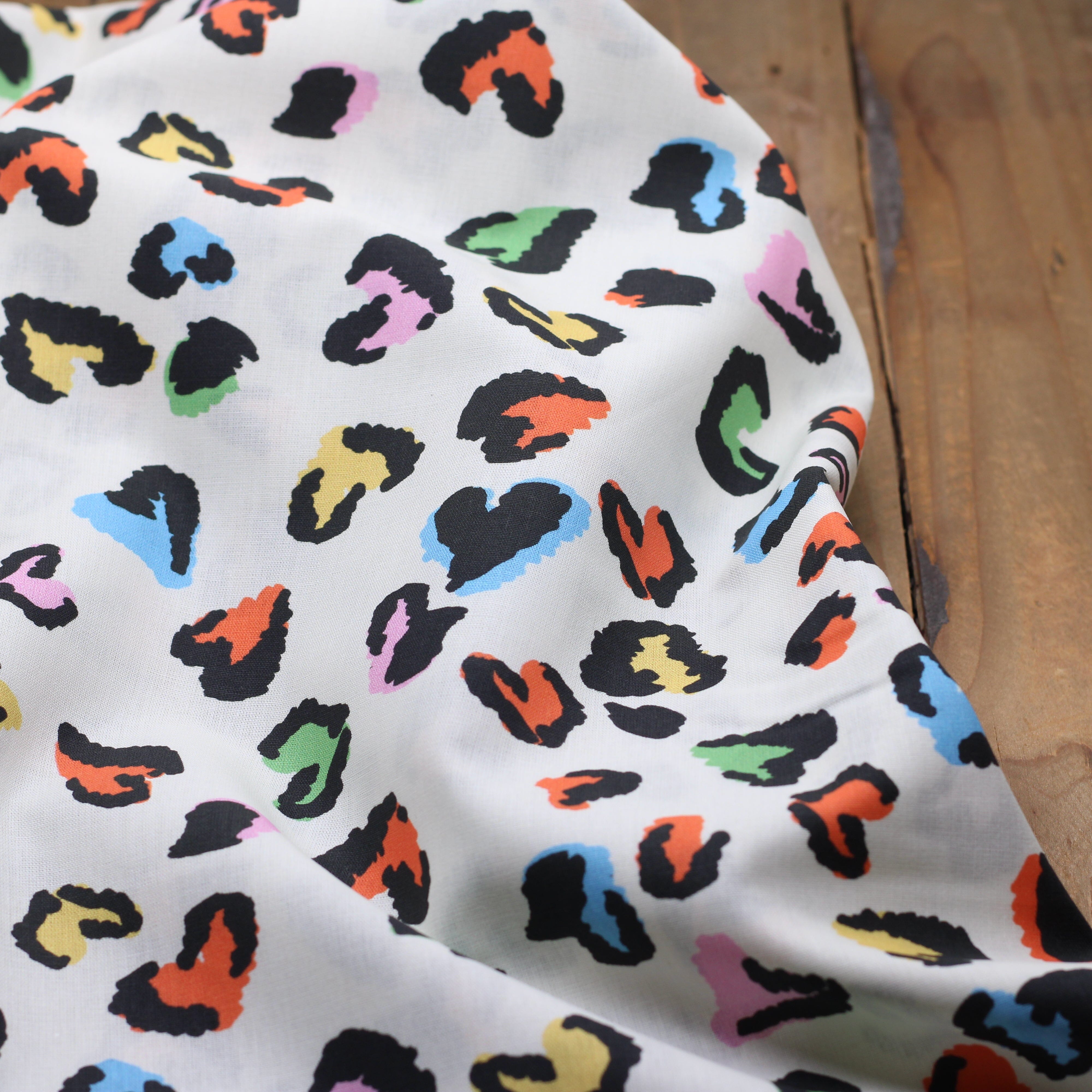 Tissu popeline de coton - LOVE GRAOU - Ecru (vendu x10cm) Tissus DOMOTEX | Gaspard et Léonie Tissus en ligne et Mercerie à Toulouse