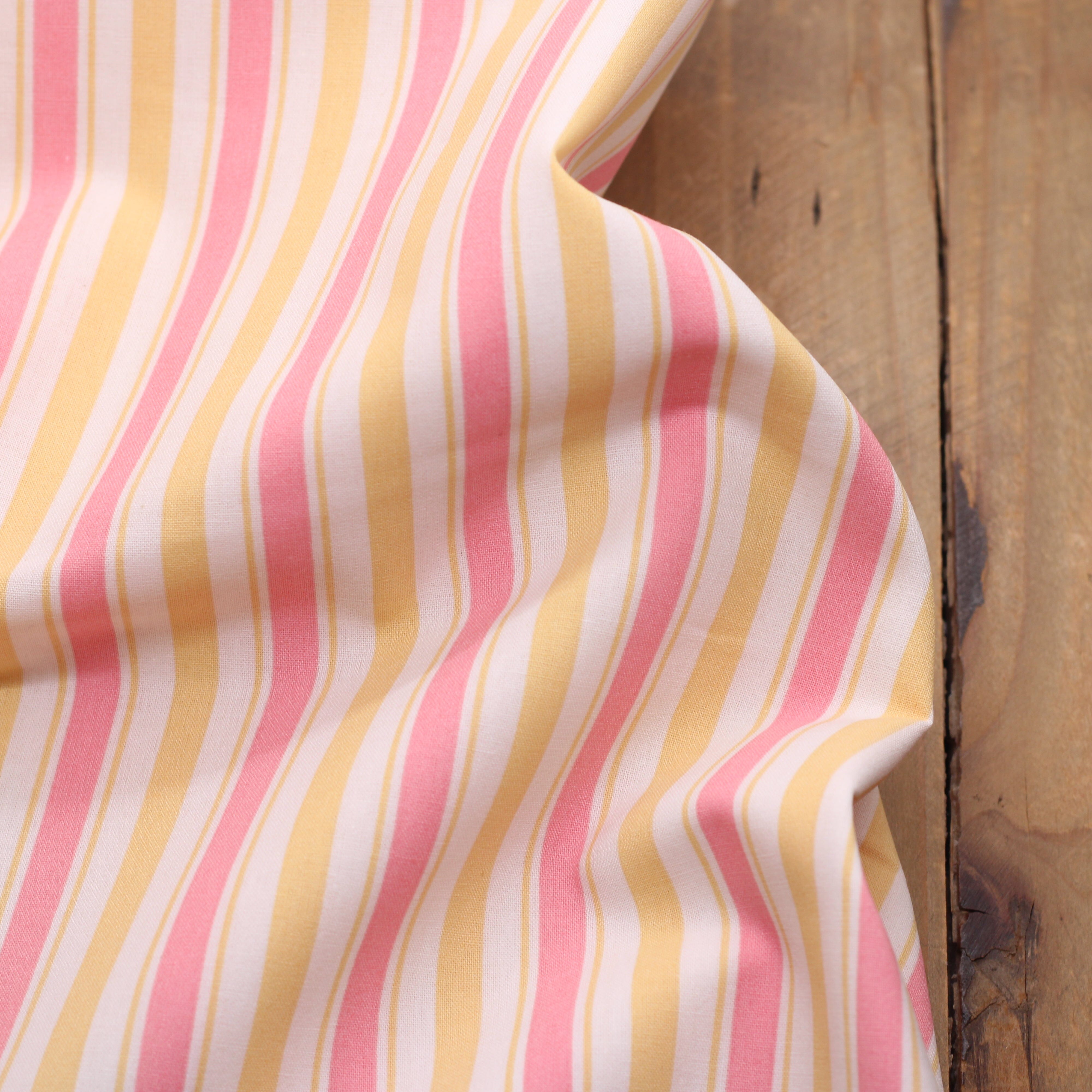 Tissu popeline de coton - LYDIA - Jaune (vendu x10cm) Tissus DOMOTEX | Gaspard et Léonie Tissus en ligne et Mercerie à Toulouse