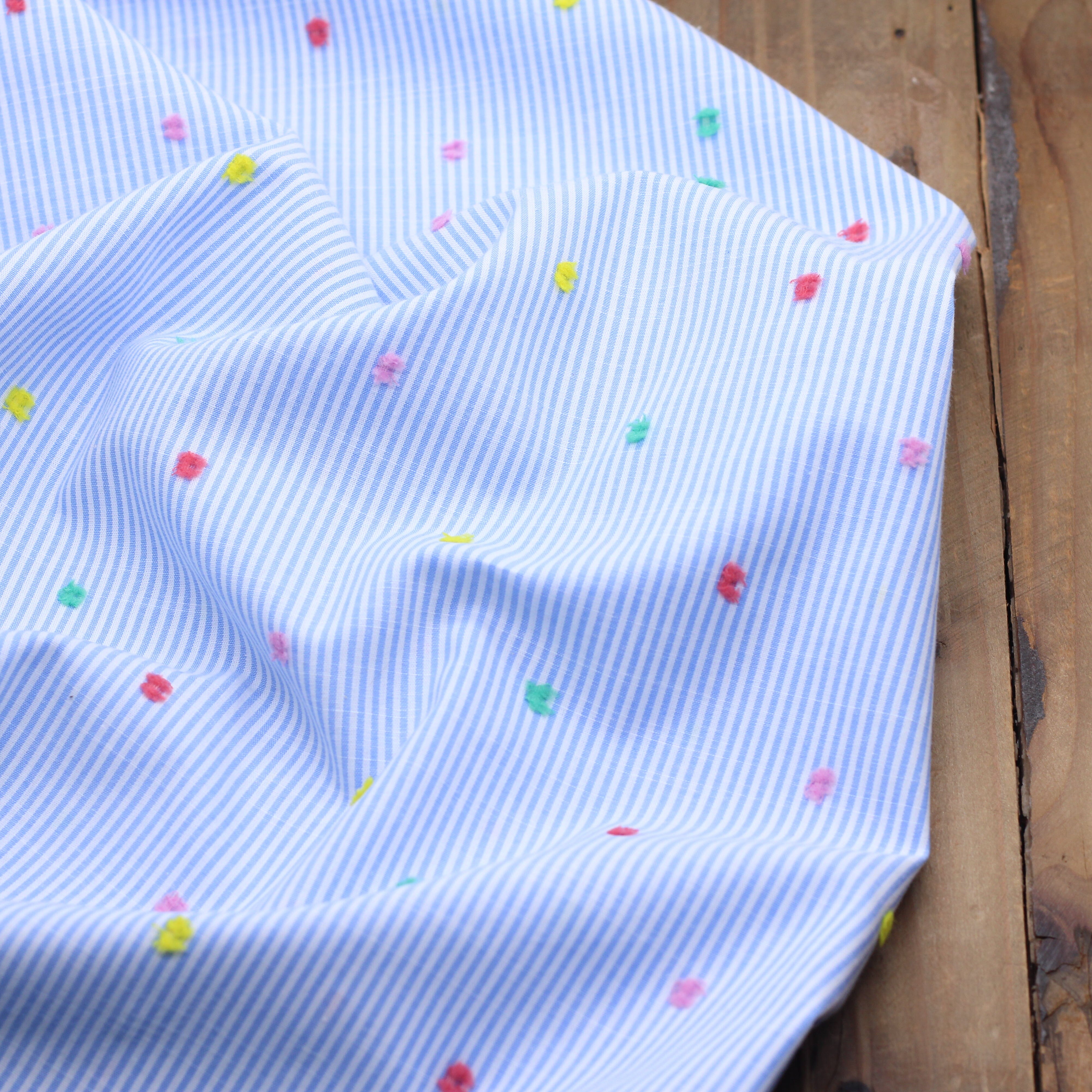 Tissu popeline de coton Rayé - PLUMETIS COLORES - Bleu/blanc (Vendu x10cm) Tissus Sélection Gaspard & Léonie | Gaspard et Léonie Tissus en ligne et Mercerie à Toulouse